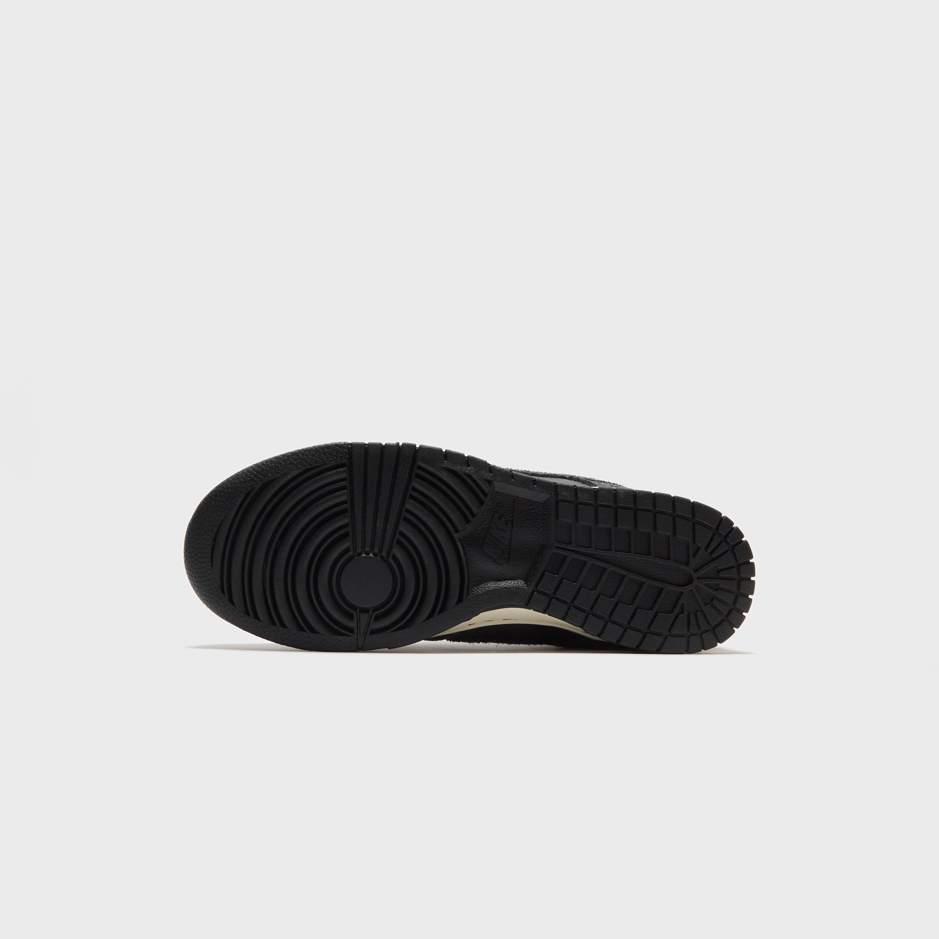 Nike Dunk Low Retro Prm - Black / Medium Ash / Coconut Milk / Off-Noir