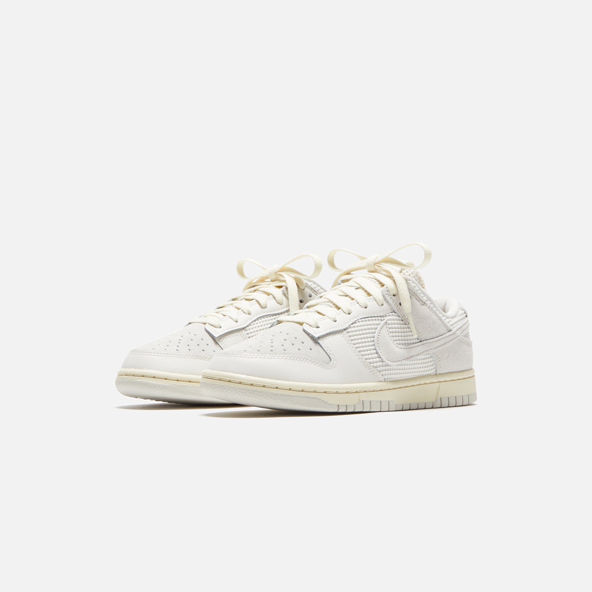 ◆ NIKE(ナイキ) ◆ W INITIATOR PHANTOM LIGHT/BONE SAIL Nike Initiator 
