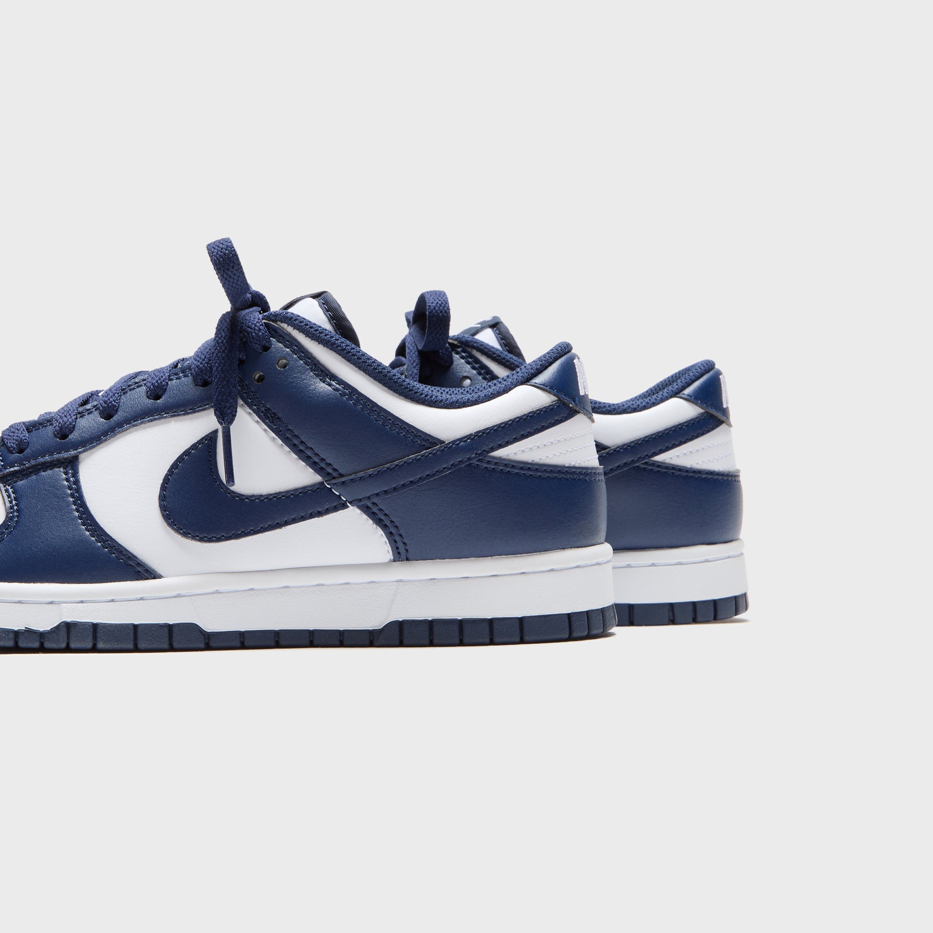 Nike Dunk Low Retro Bttys - White / White / Midnight Navy