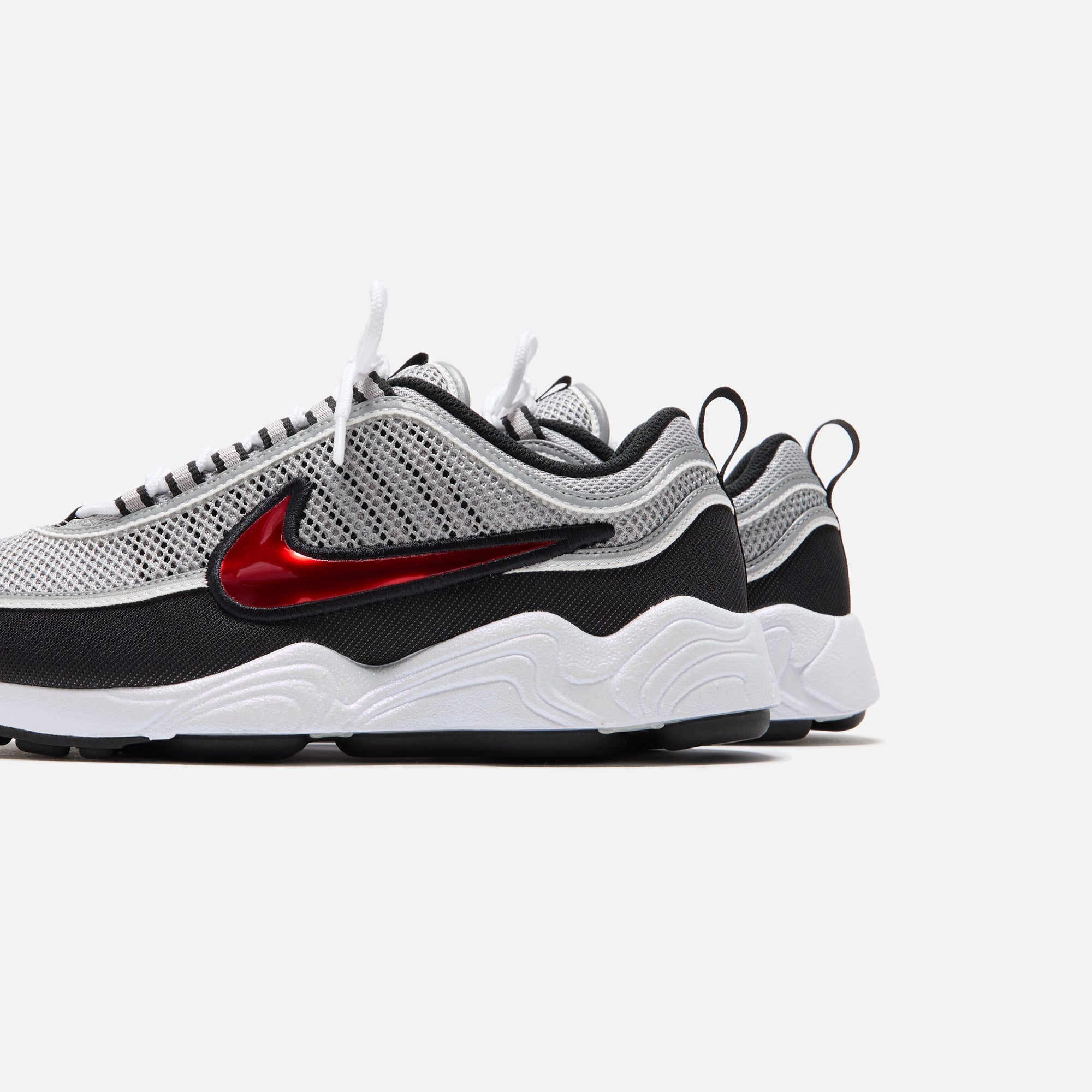 靴 25 Nike Air Zoom Spiridon OG \"Sport Red\" The Nike Air Zoom Spiridon OG 