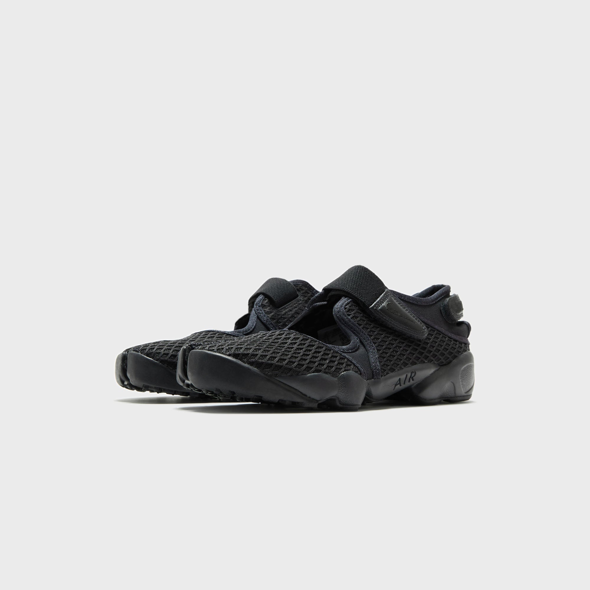 Nike Wmns Air Rift / BR Women Strap LifeStyle Casual Shoes