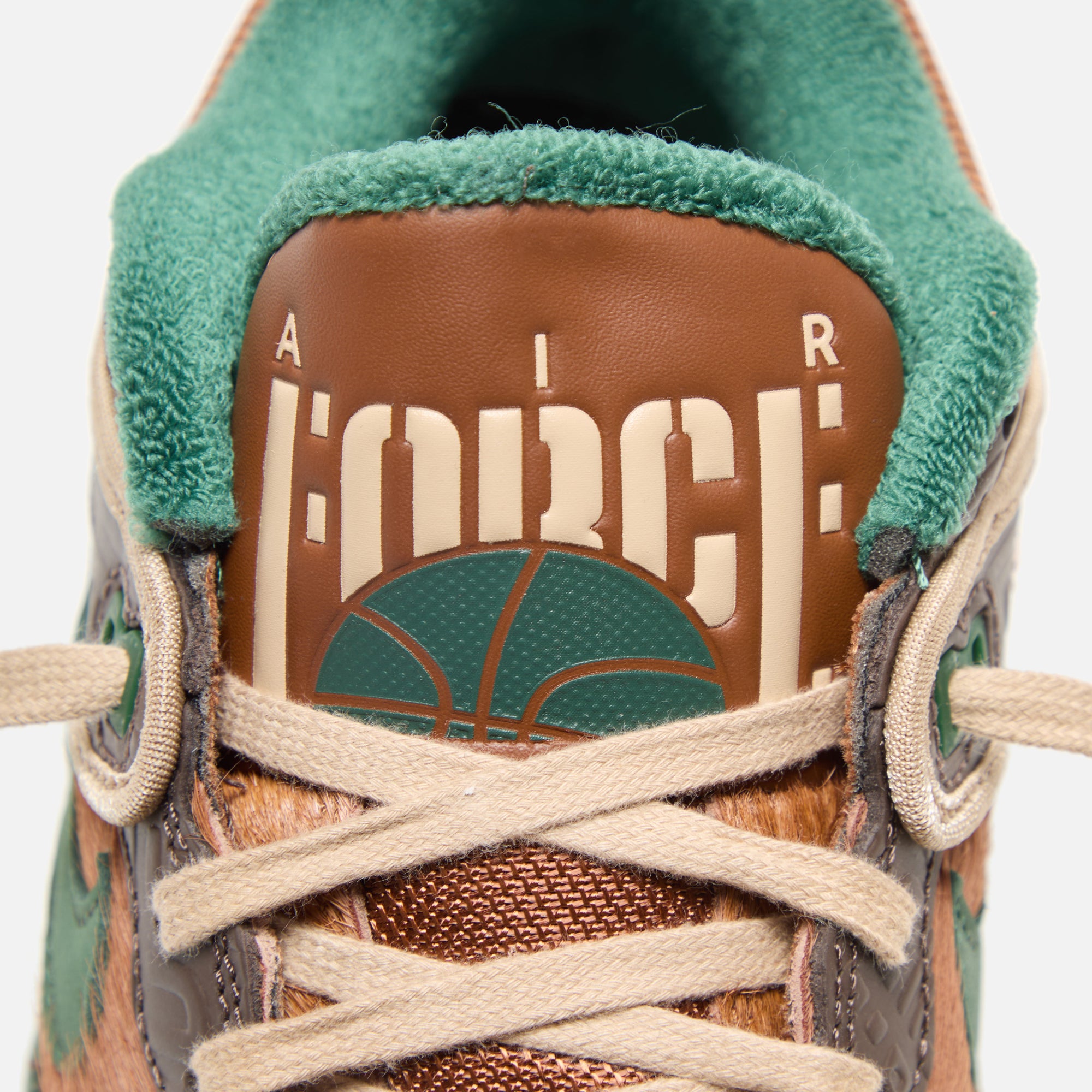 NIGO® × Nike Air Force 3 Low SP Brown NIGO® × Nike Air Force 3 Low SP Baroque Brown Pecan HQ0260