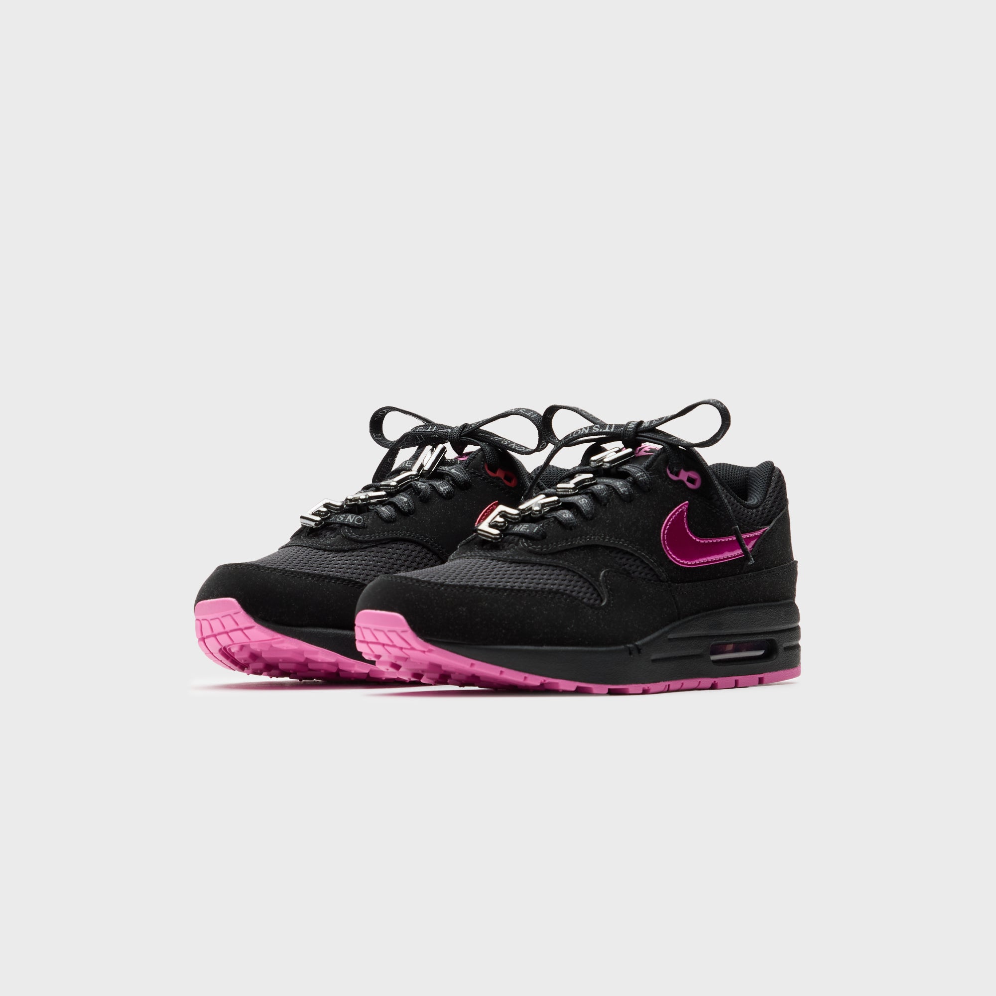 靴 Air Max 1 PRM Black and Playful Pink Explore QS Air Max 1 Premium 'Black and Playful Pink