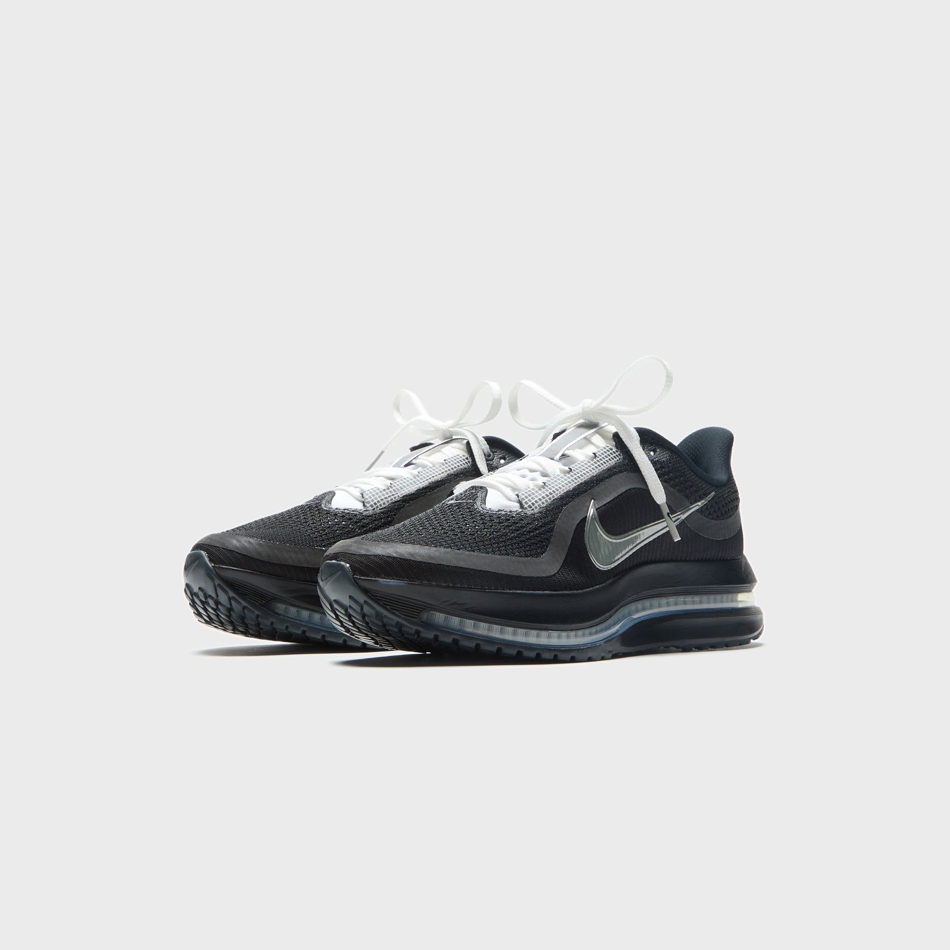 Nike Pegasus Premium SP - Black / Metallic Silver / White