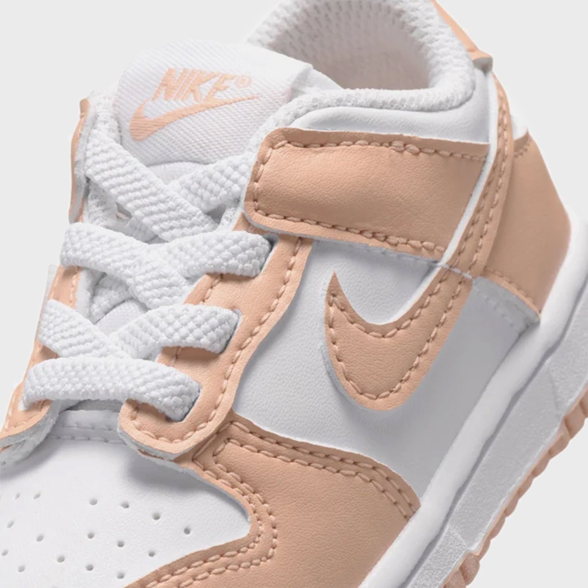 Nike TD Dunk Low - White / Shimmer