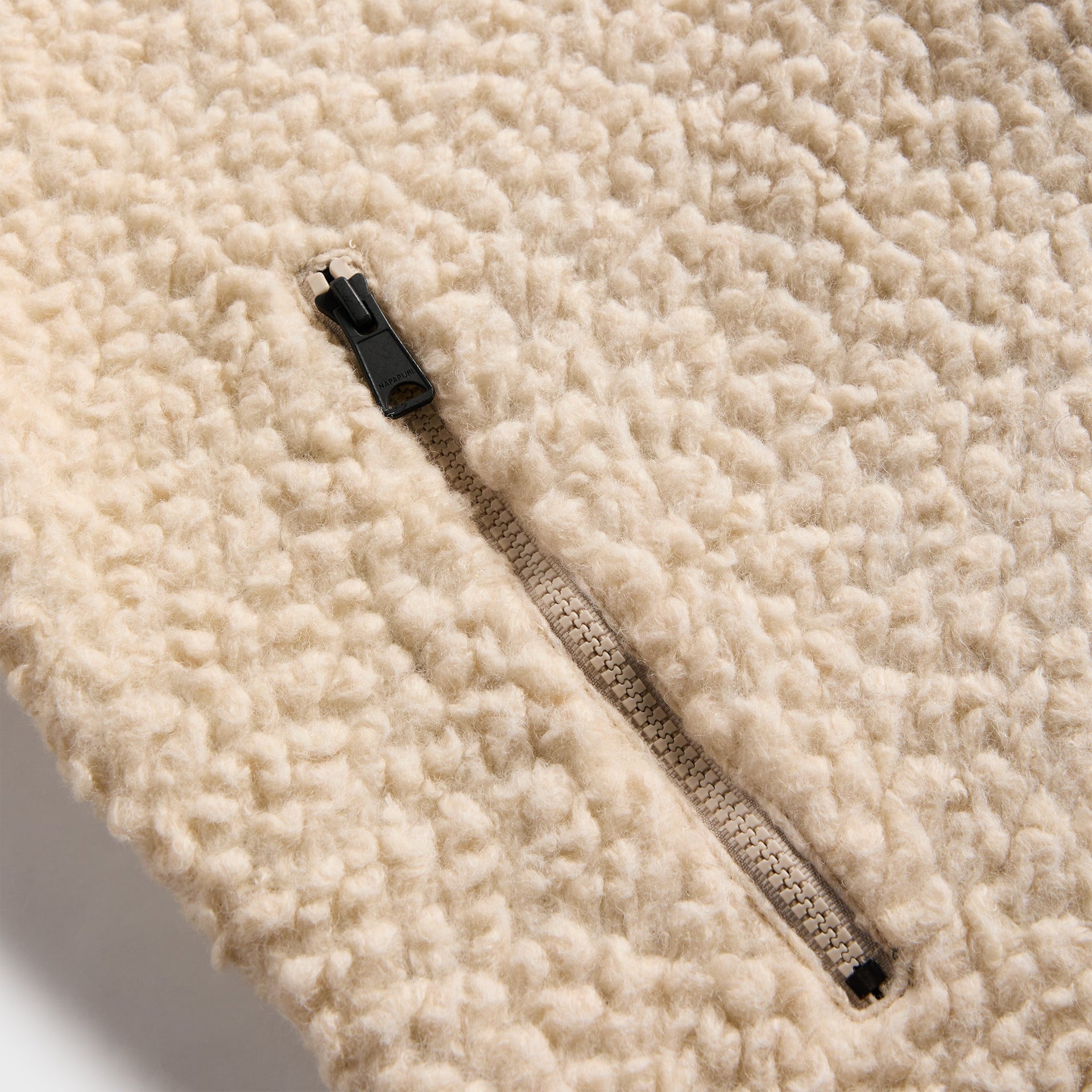 Martine Rose x Napapijri 1/2 Zip Long Sleeve Zip-up Sweater - White Whisper N1A