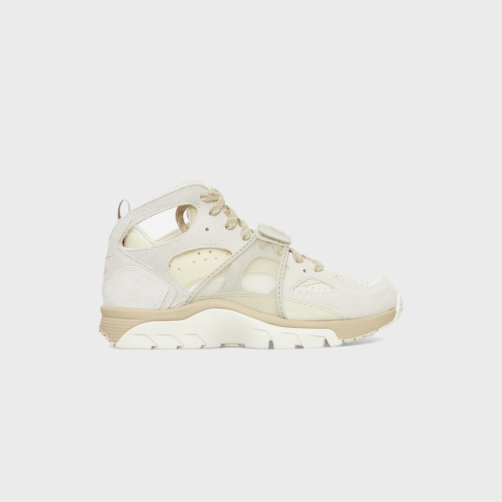 Nike Air Trainer Huarache - Sail / Light Khaki / Desert Khaki