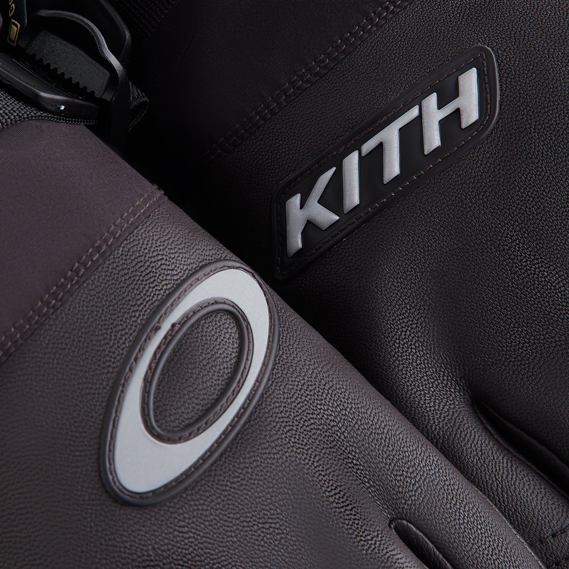 Kith for Oakley Gauntlet Gloves - Kindling - PH