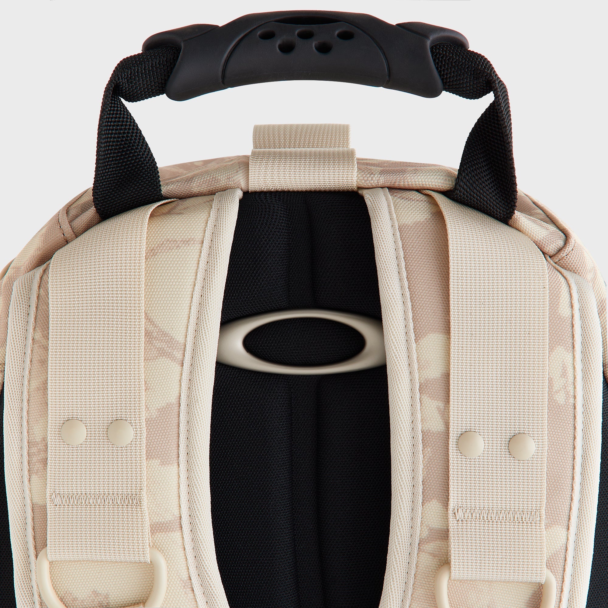 Kith for Oakley Icon RC Backpack - Veil – Kith Europe