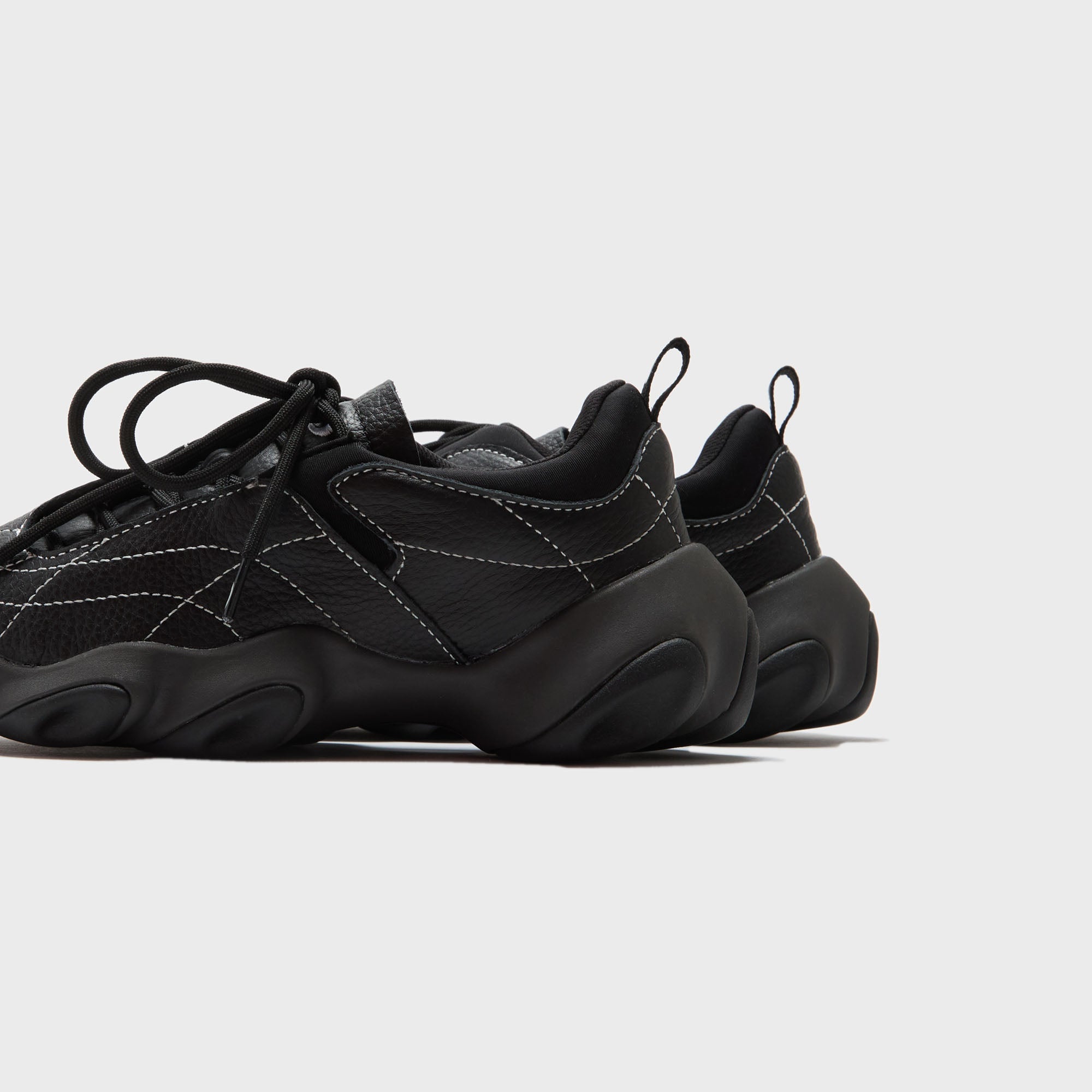 Oakley Factory Team Flesh Warp - Black / White – Kith Europe