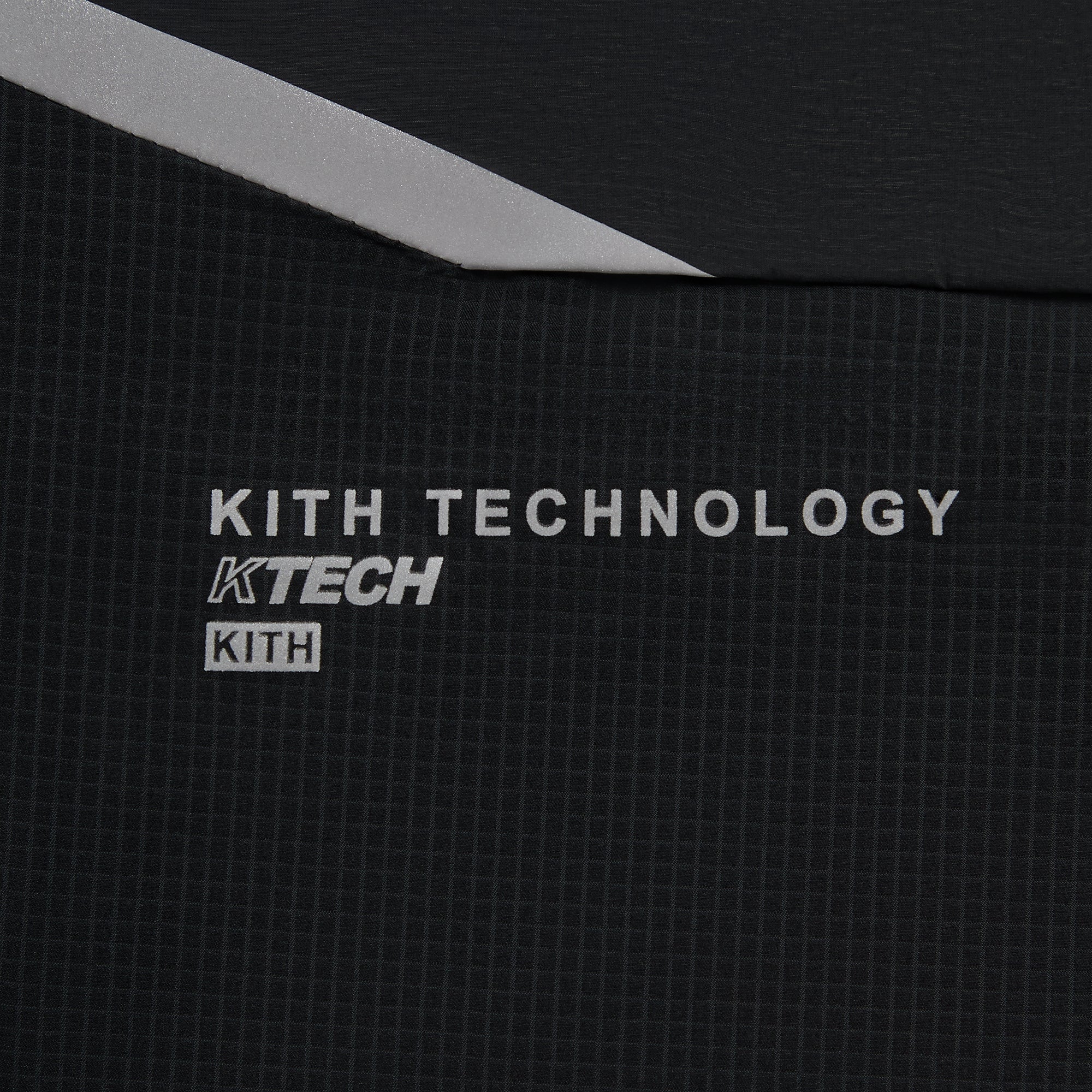 Kith for On Core Jacket - Black – Kith Europe