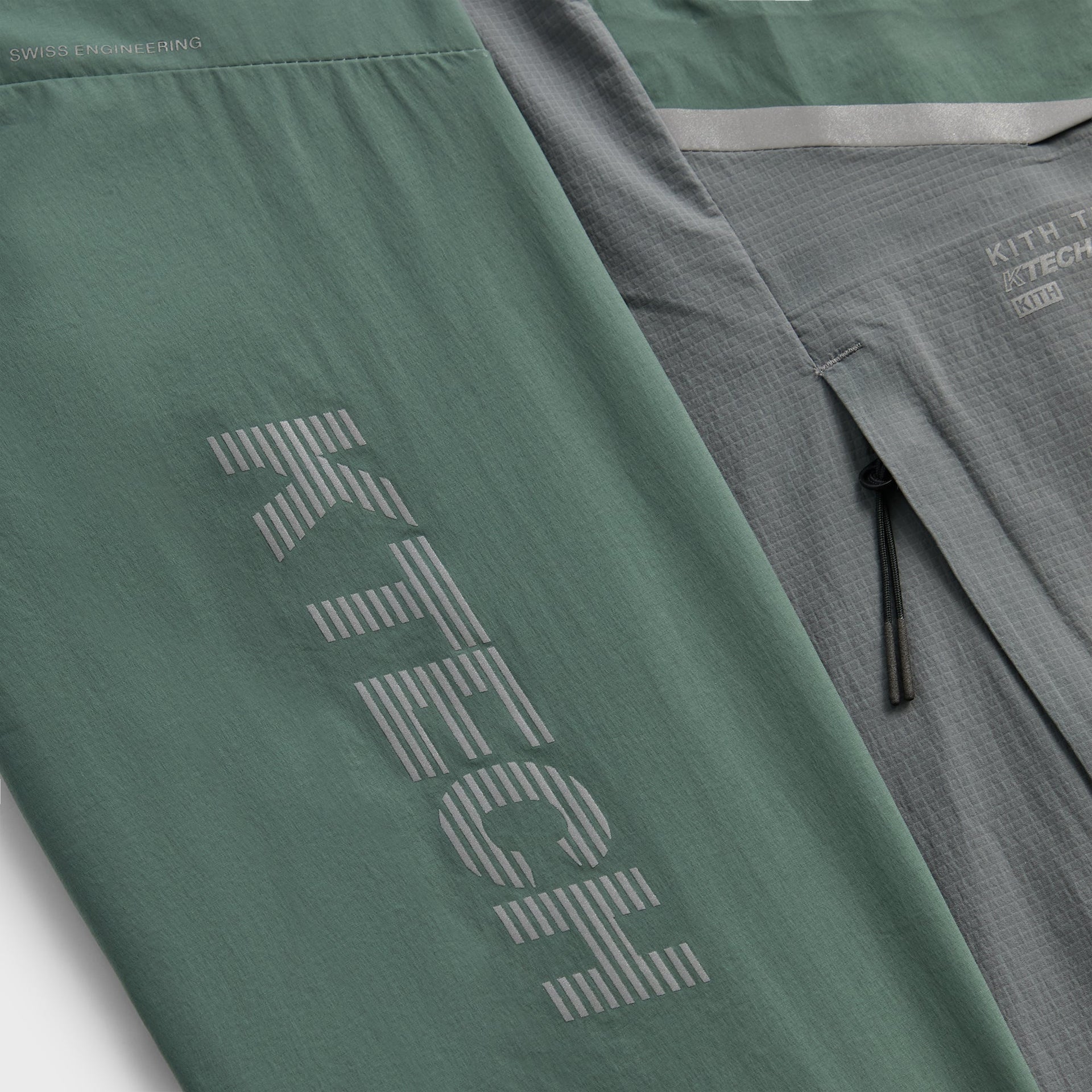 Kith for On Core Jacket - Olive