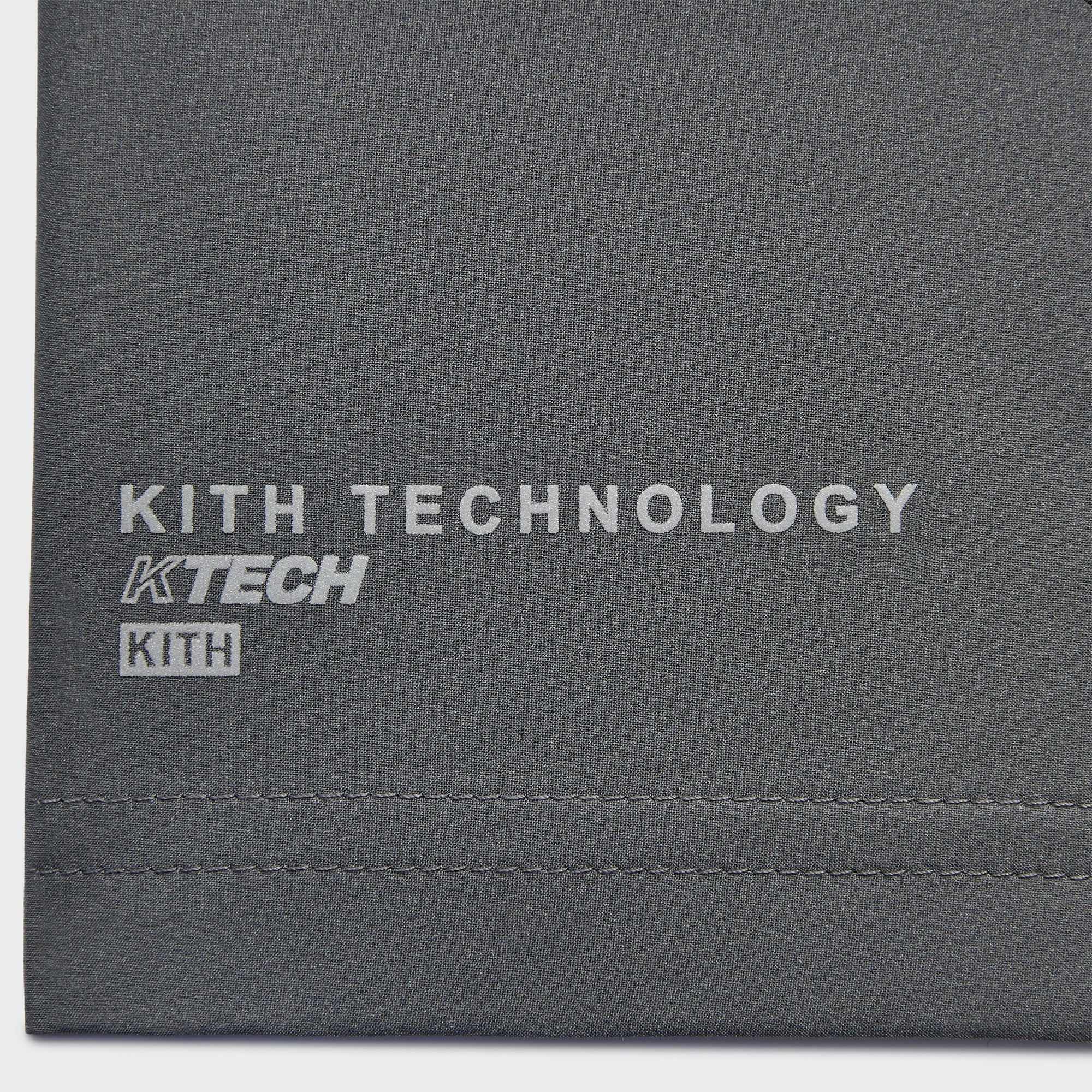 Kith pour On Core Short - Eclipse – Kith Europe