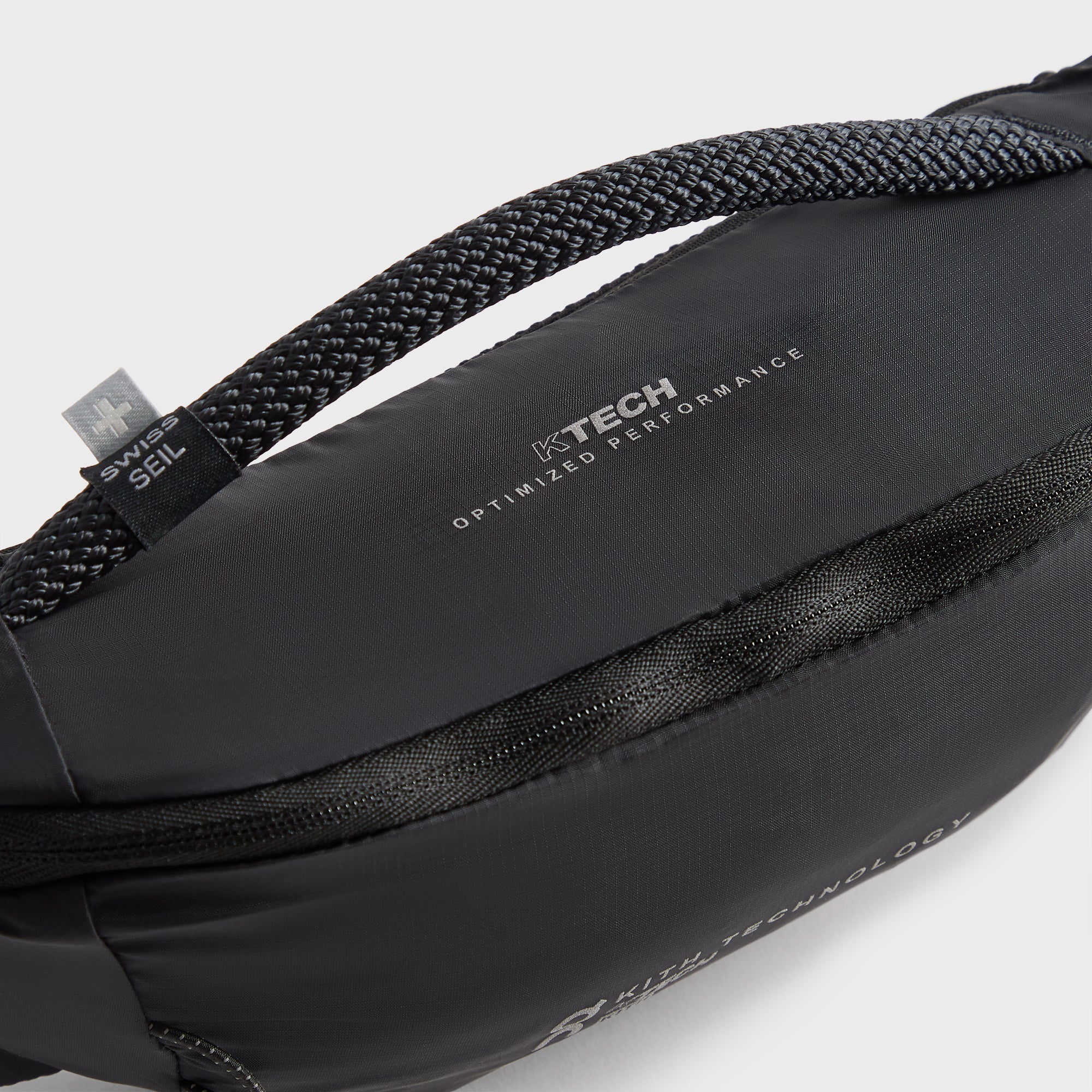 Kith for On Waist Pack Lite 2L - Black – Kith Europe