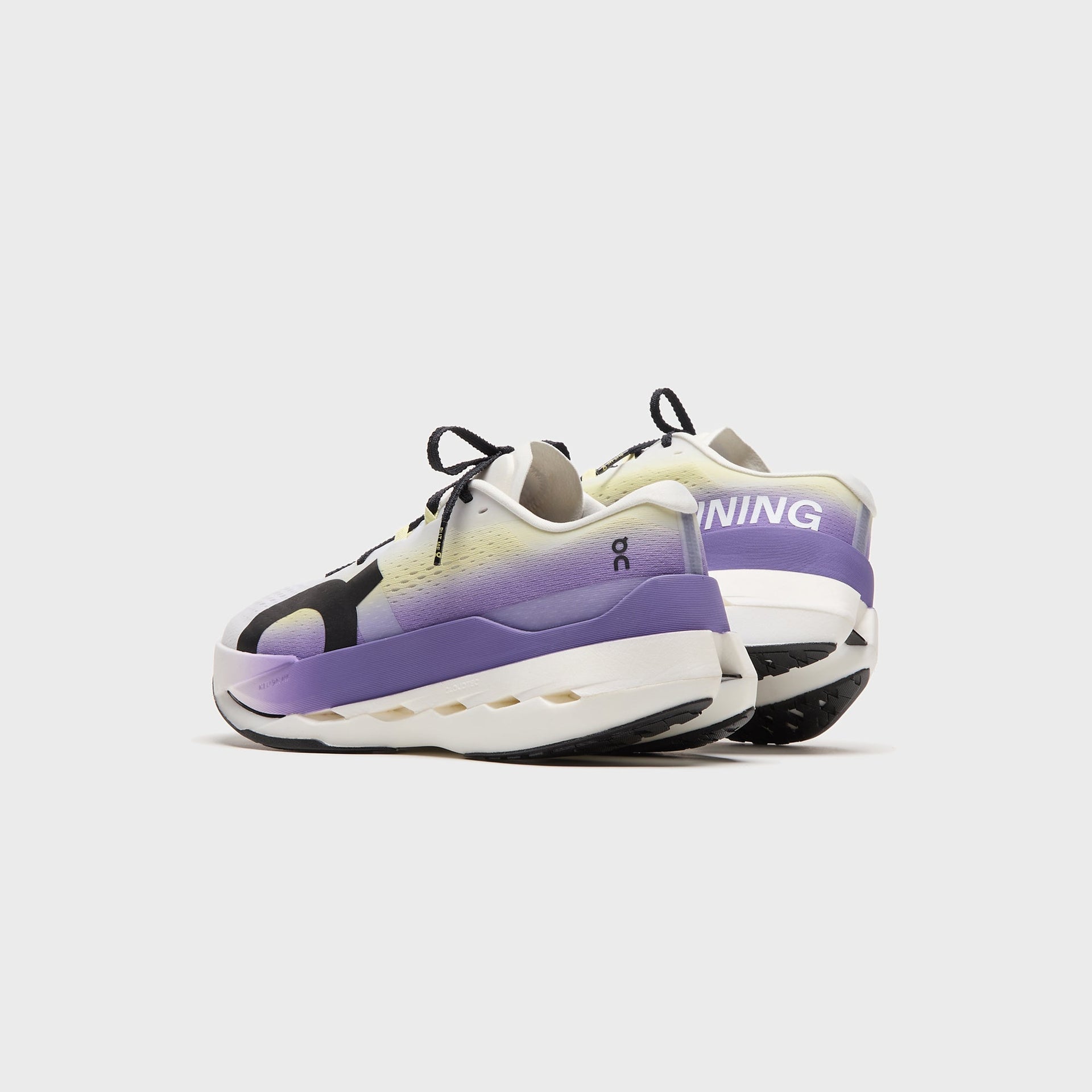 On Running Cloudboom Max - White / Juniper