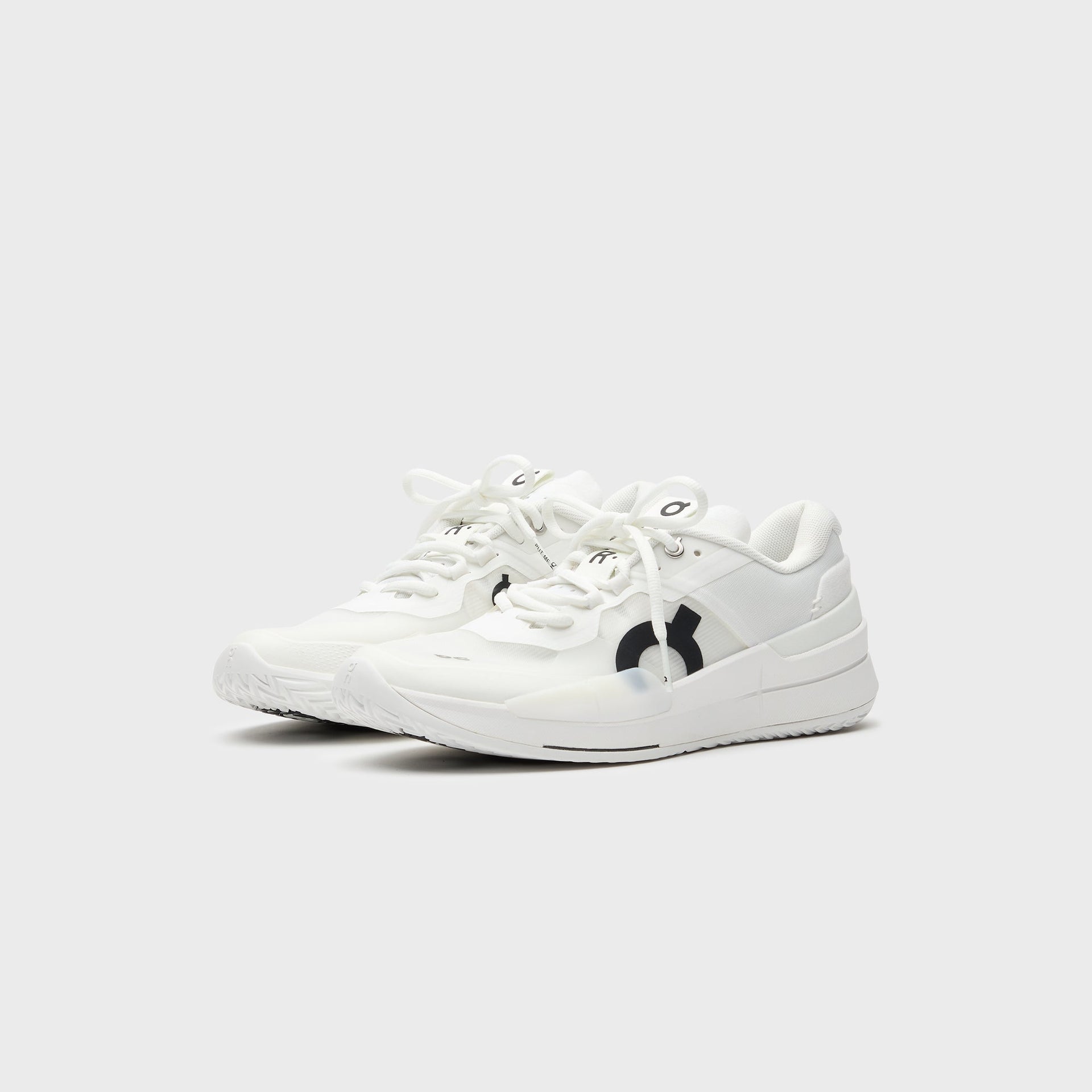 On Running The Roger Pro 2 - All White