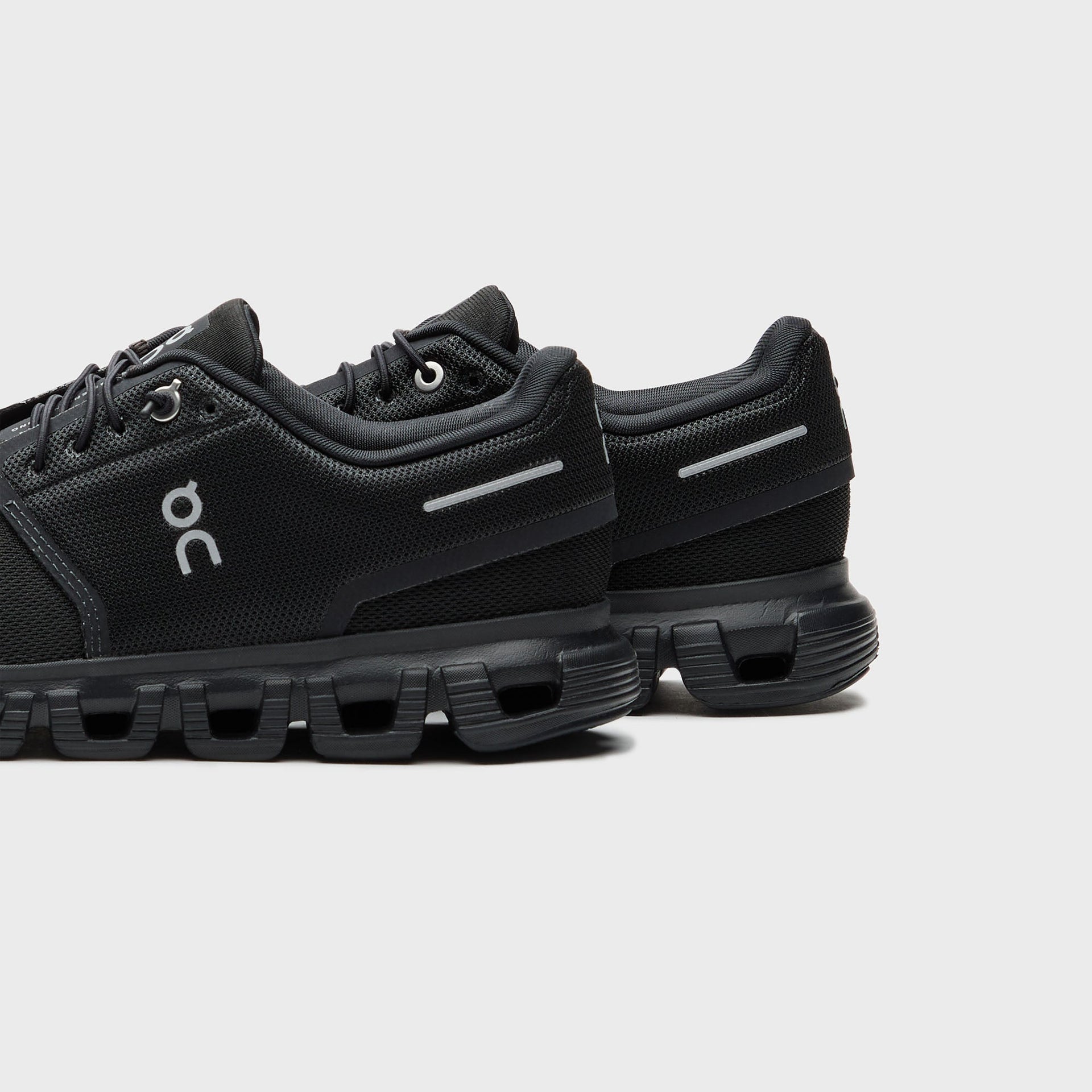 Sur Running Cloud 6 - Noir