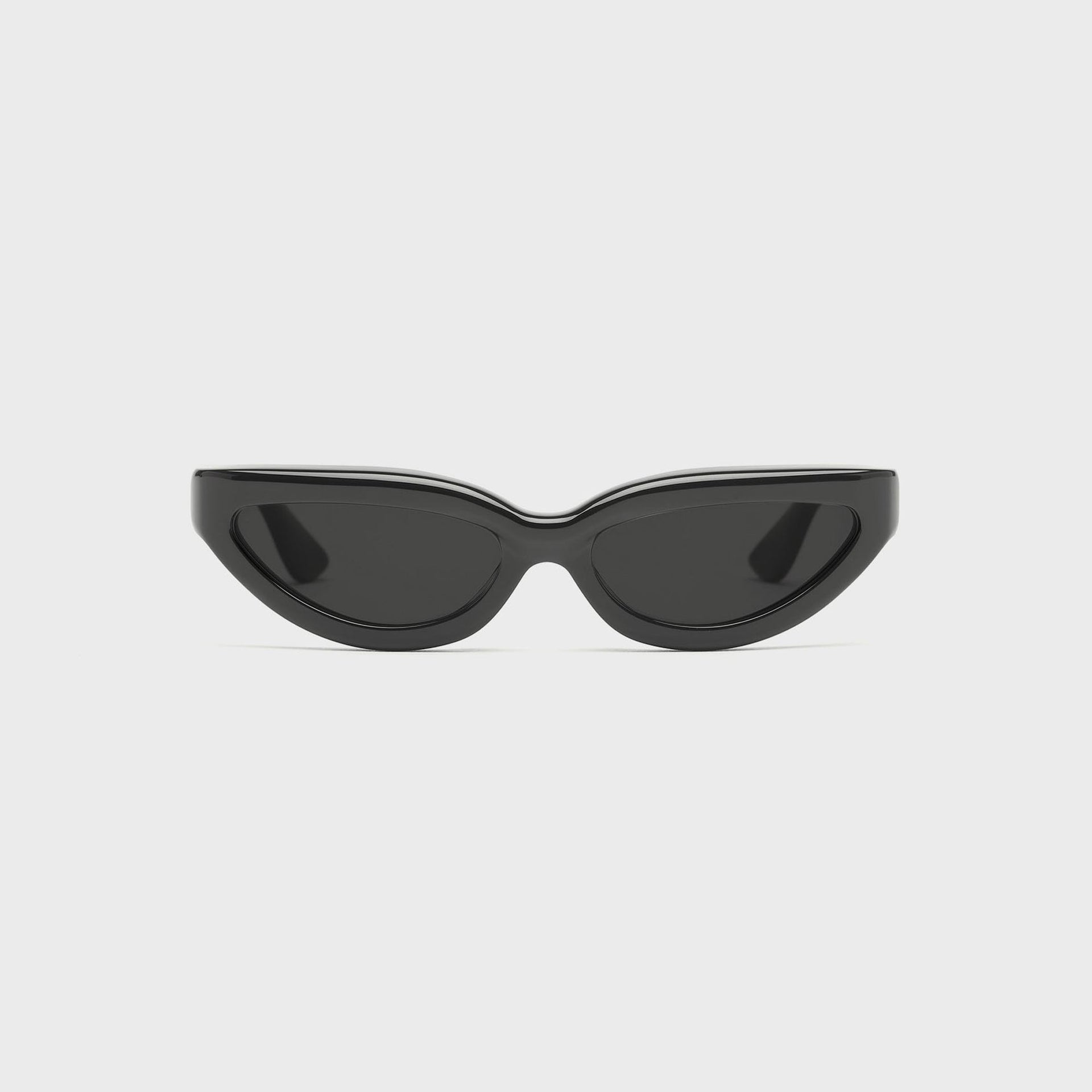 Port Tanger Fanna in Black Acetate / Black Lens