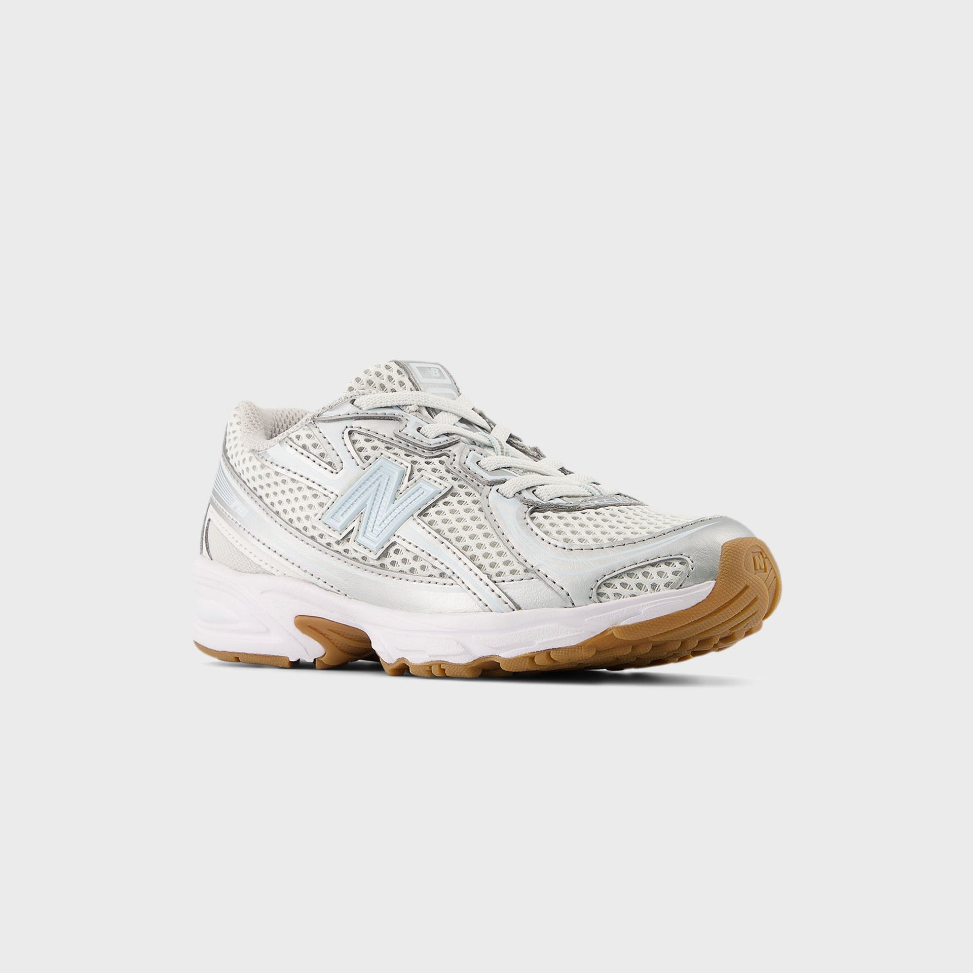 New Balance GS 740 - Silver Metallic