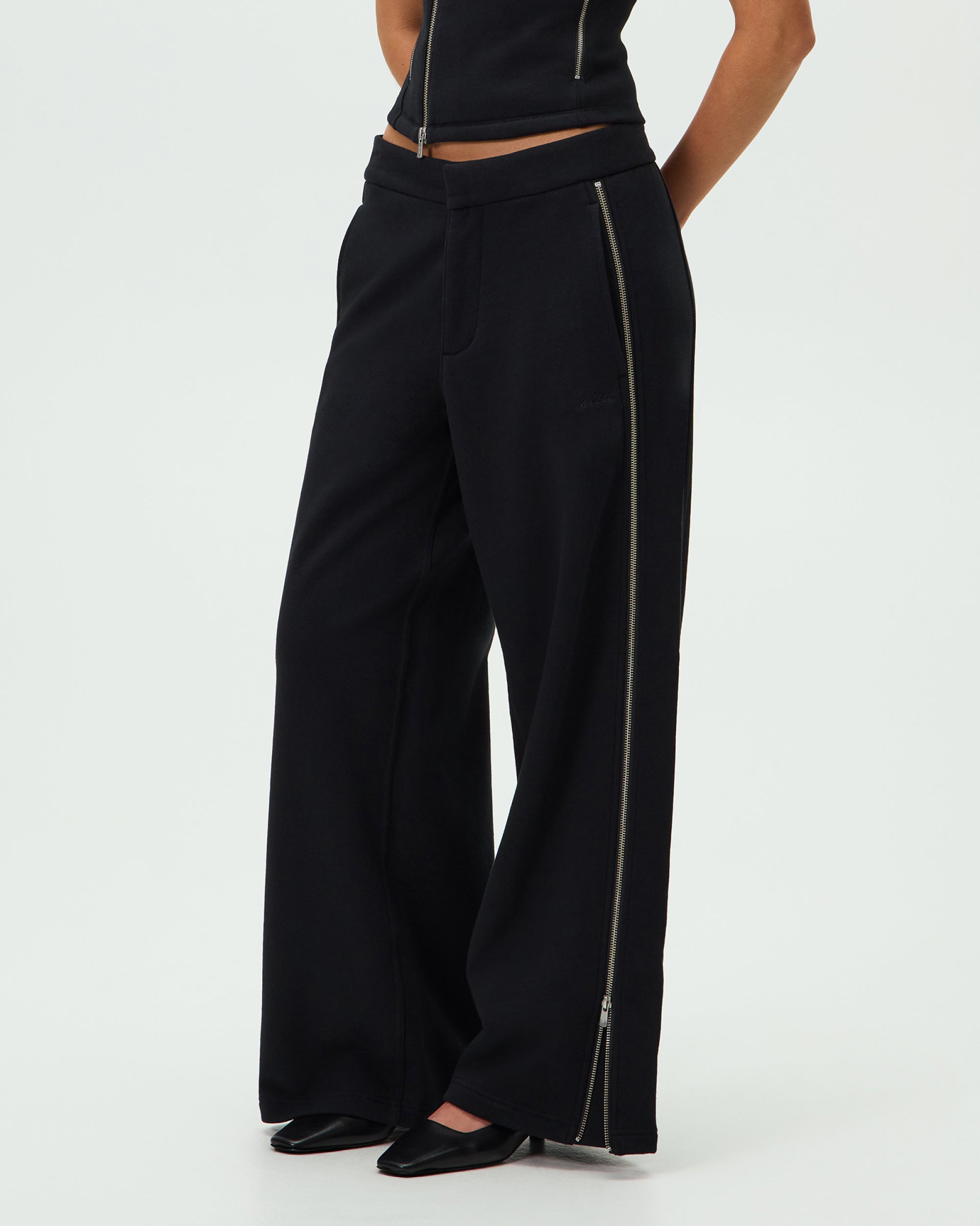 【ほぼ未使用】KITH WOMEN BECK II UTILITY PANT Kith Women Bottoms | Kith Europe