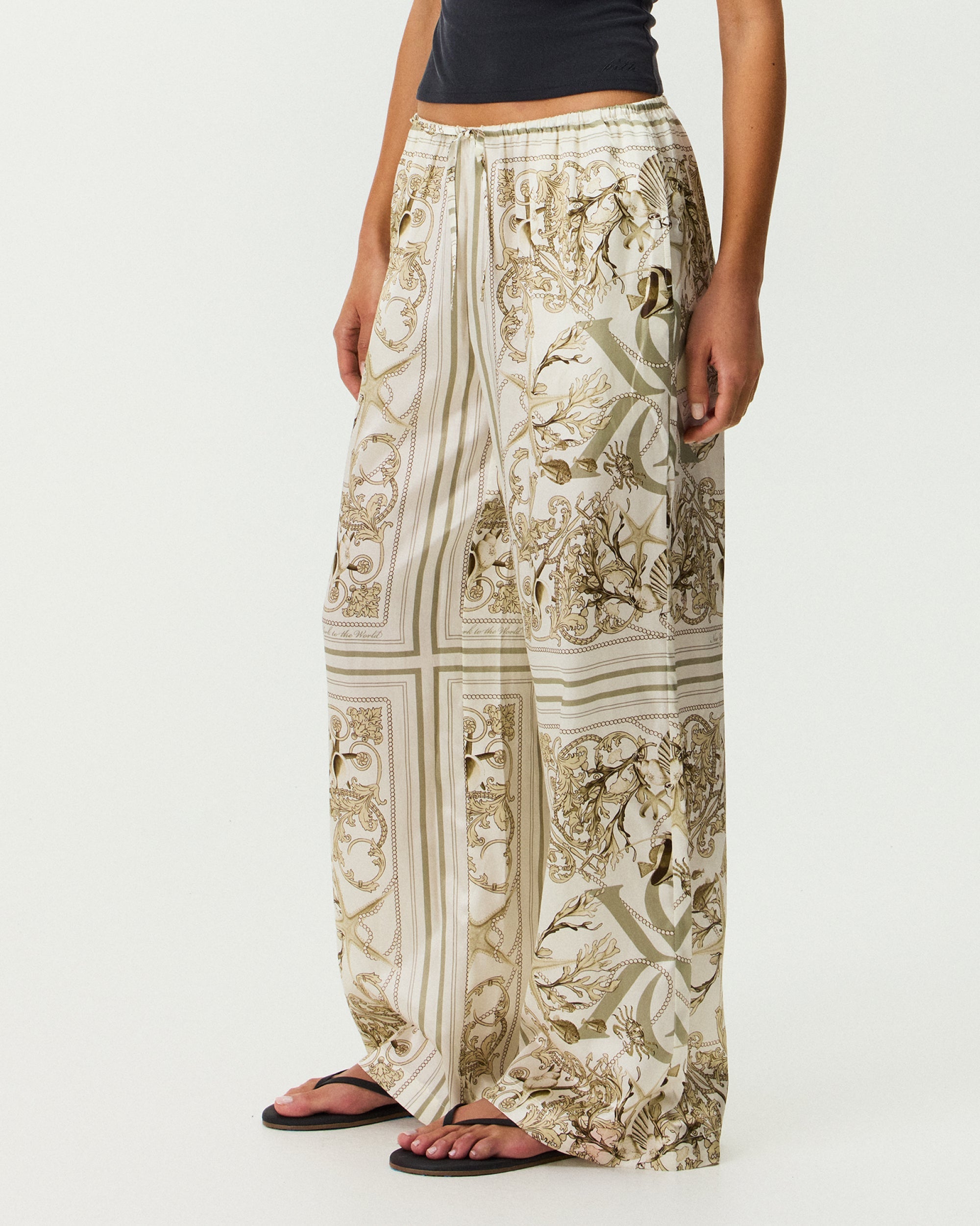 Kith Women Bottoms | Kith Europe