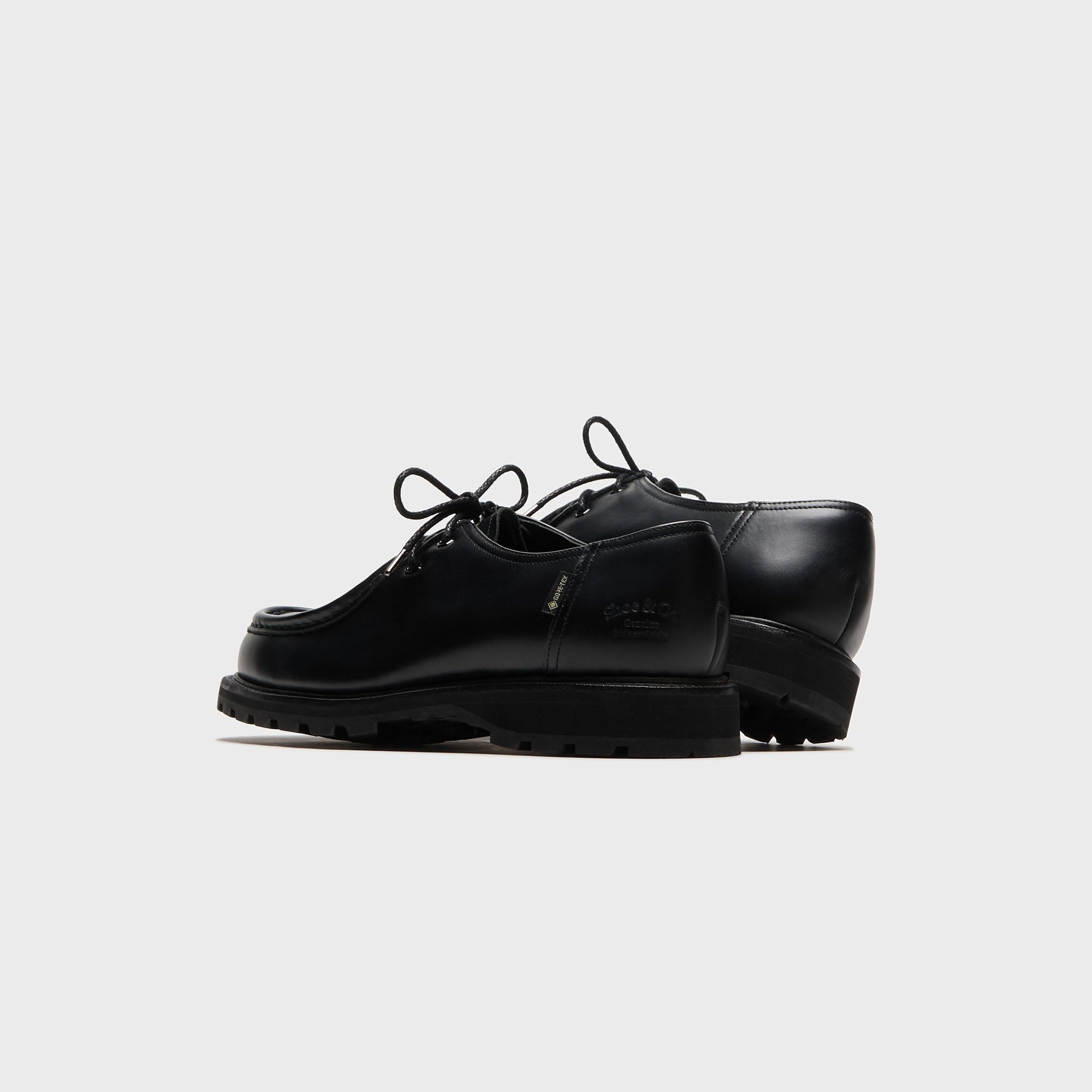 Regal Shoe & Co. Tyrolean Shoe - Black