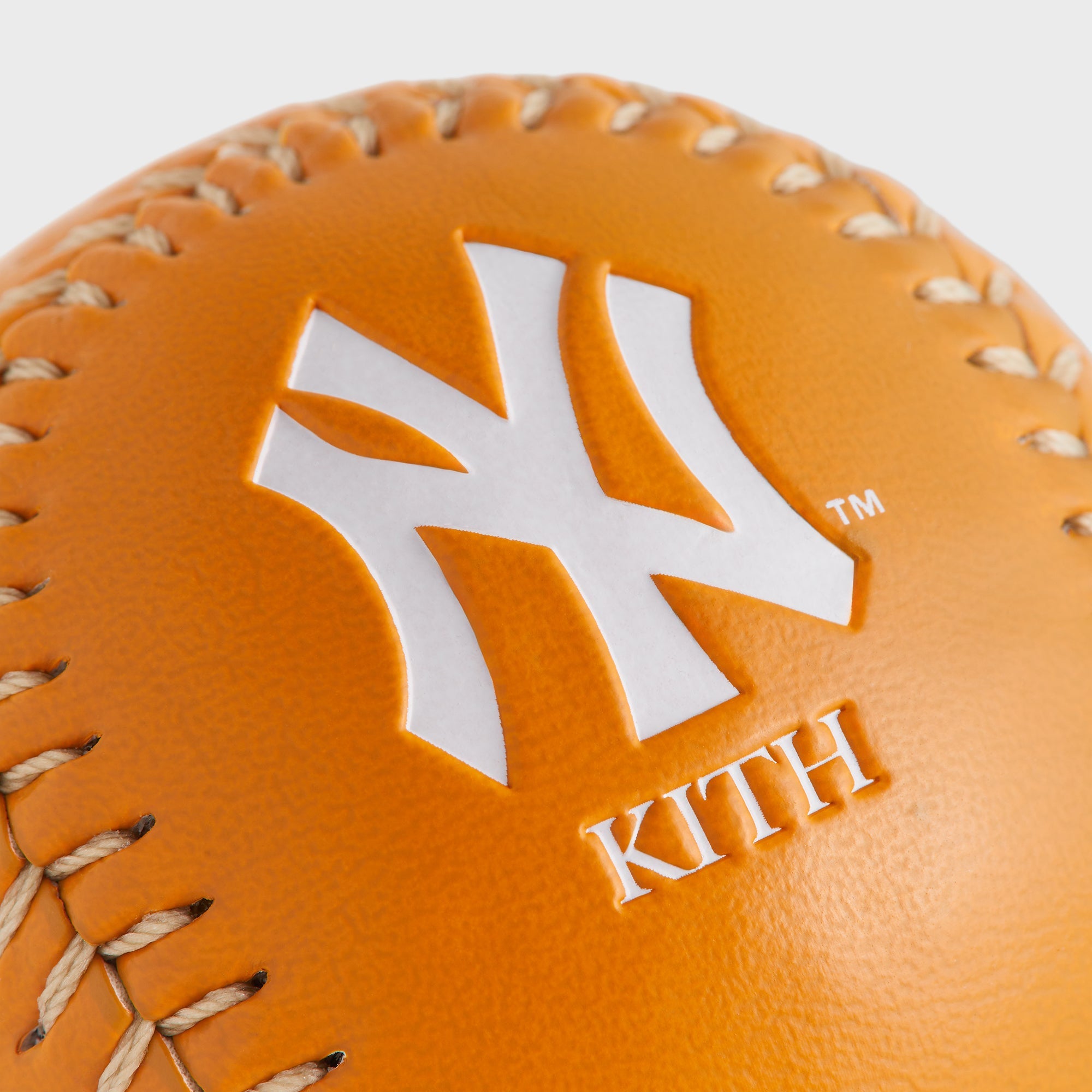 Kith & Rawlings for the New York Yankees Baseball - Tan – Kith Europe