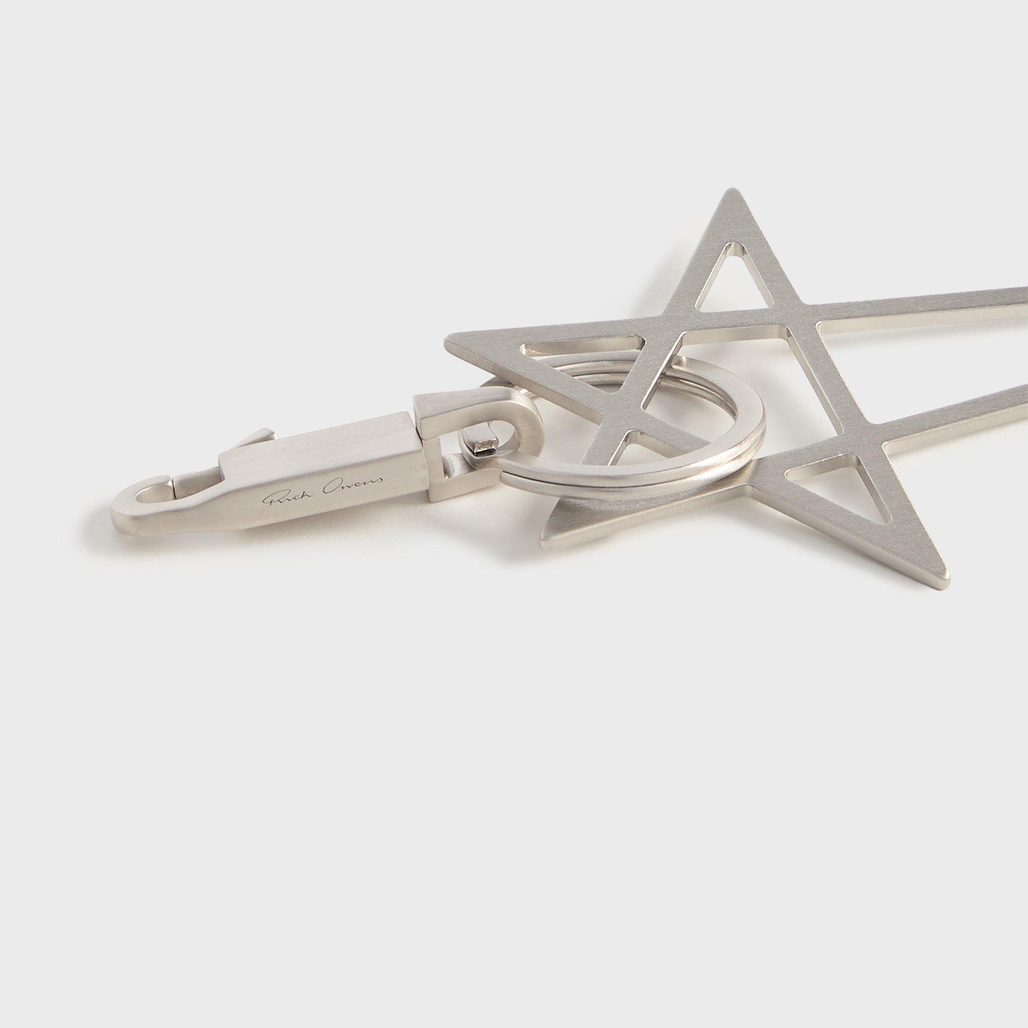 Rick Owens Big Pentagram Keychain - Palladium – Kith Europe