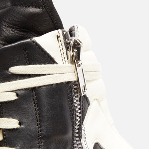 Rick Owens WMNS Mega Bumper Geobasket - Black / Milk – Kith Europe