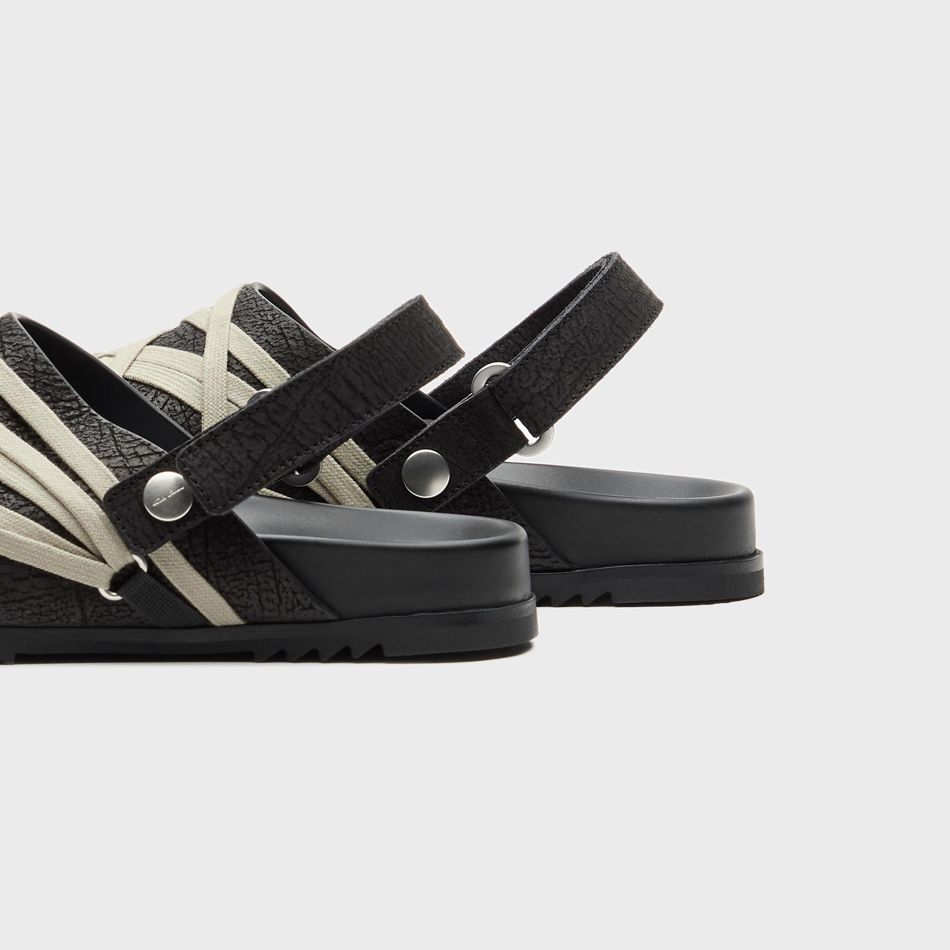 Sandali In Pelle - Megalace Mule Granola - Black