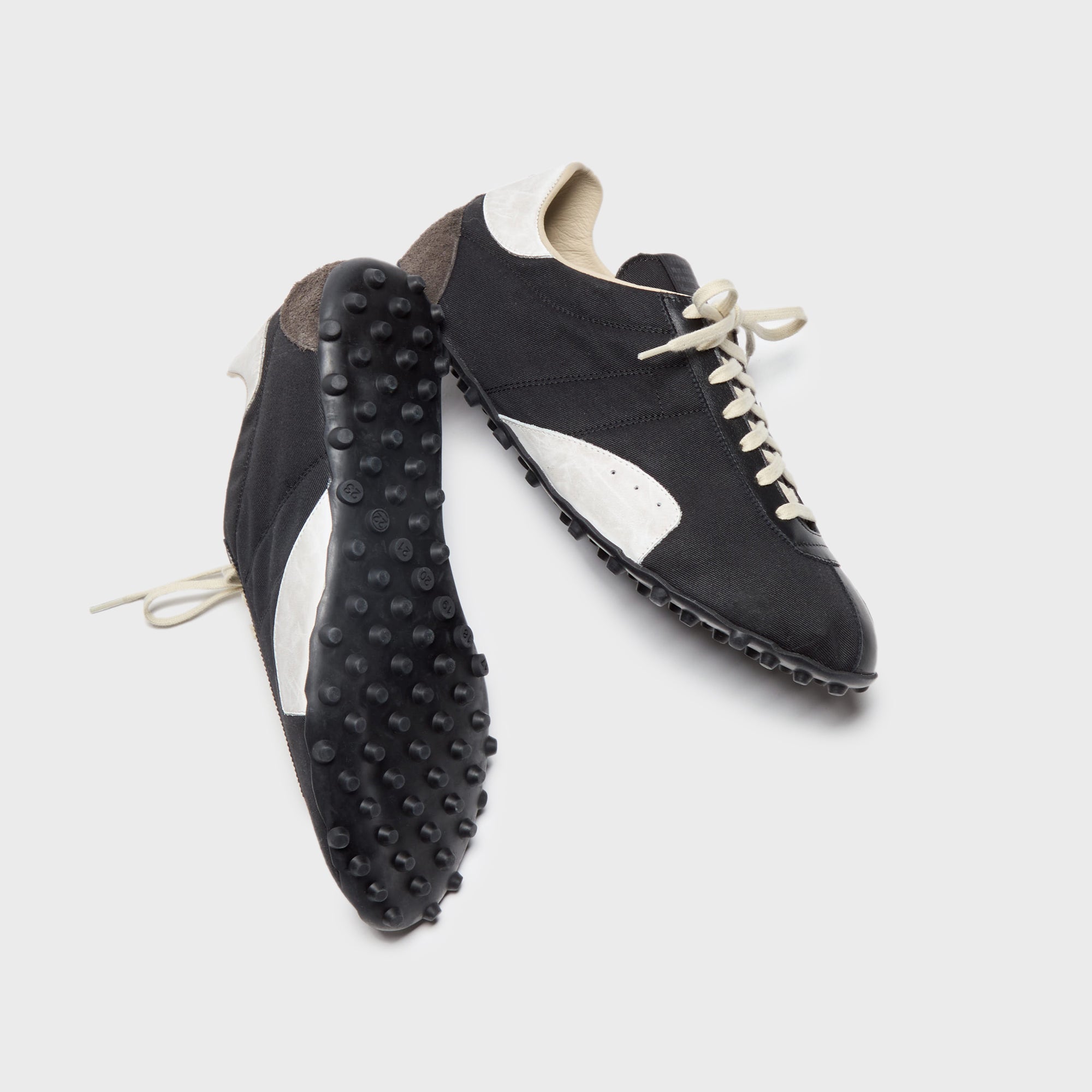 Maison Margiela ロートップスプリンタースニーカー Maison Margiela Sprinters Low Top - Black – Kith Europe