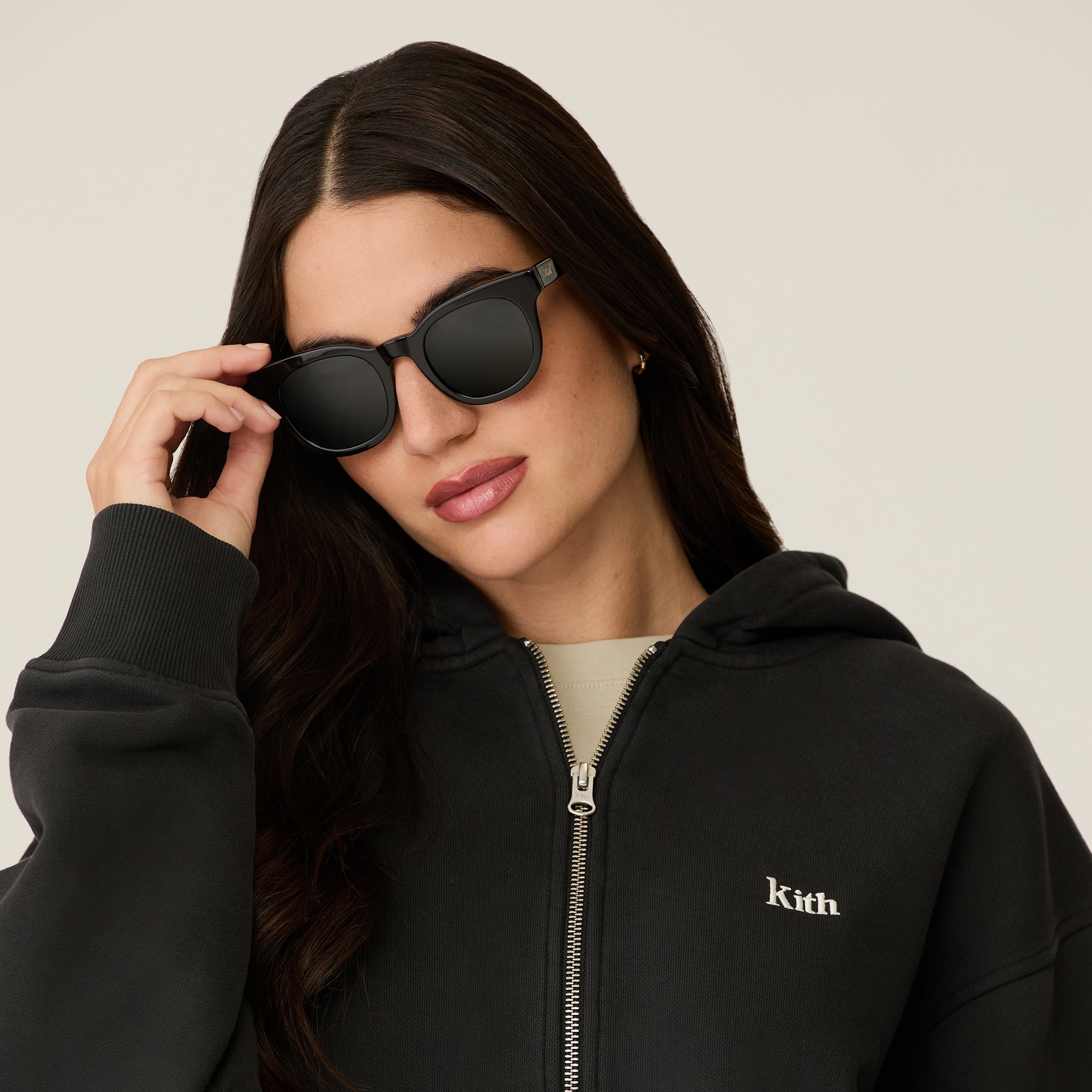 Kith for Modo Ari Sunglasses Blackサングラス Kith Women Ari Black Sunglasses - Black – Kith Europe