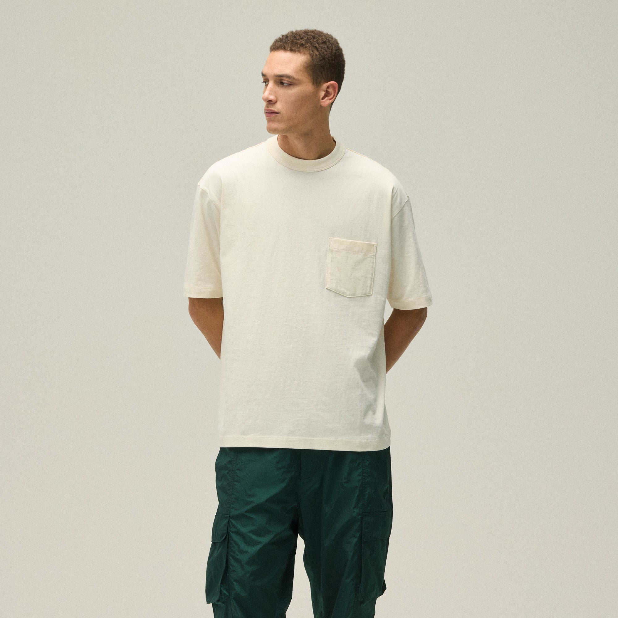 Kith Leonard Pocket Tee - Sandrift – Kith Europe