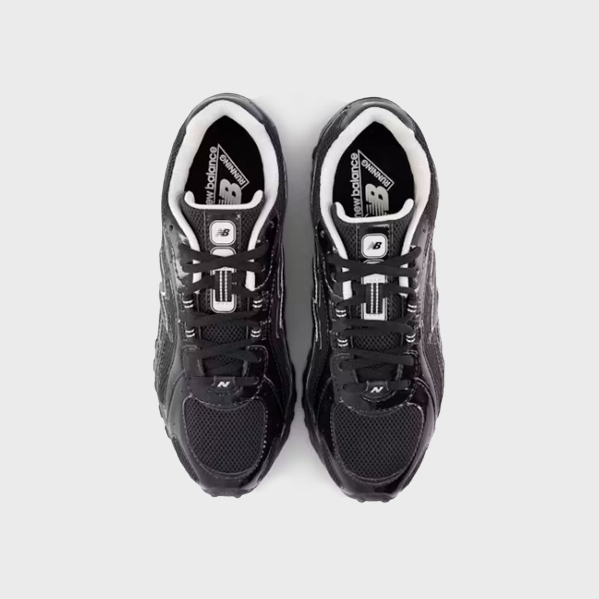 New Balance 204L - Black / Timberwolf