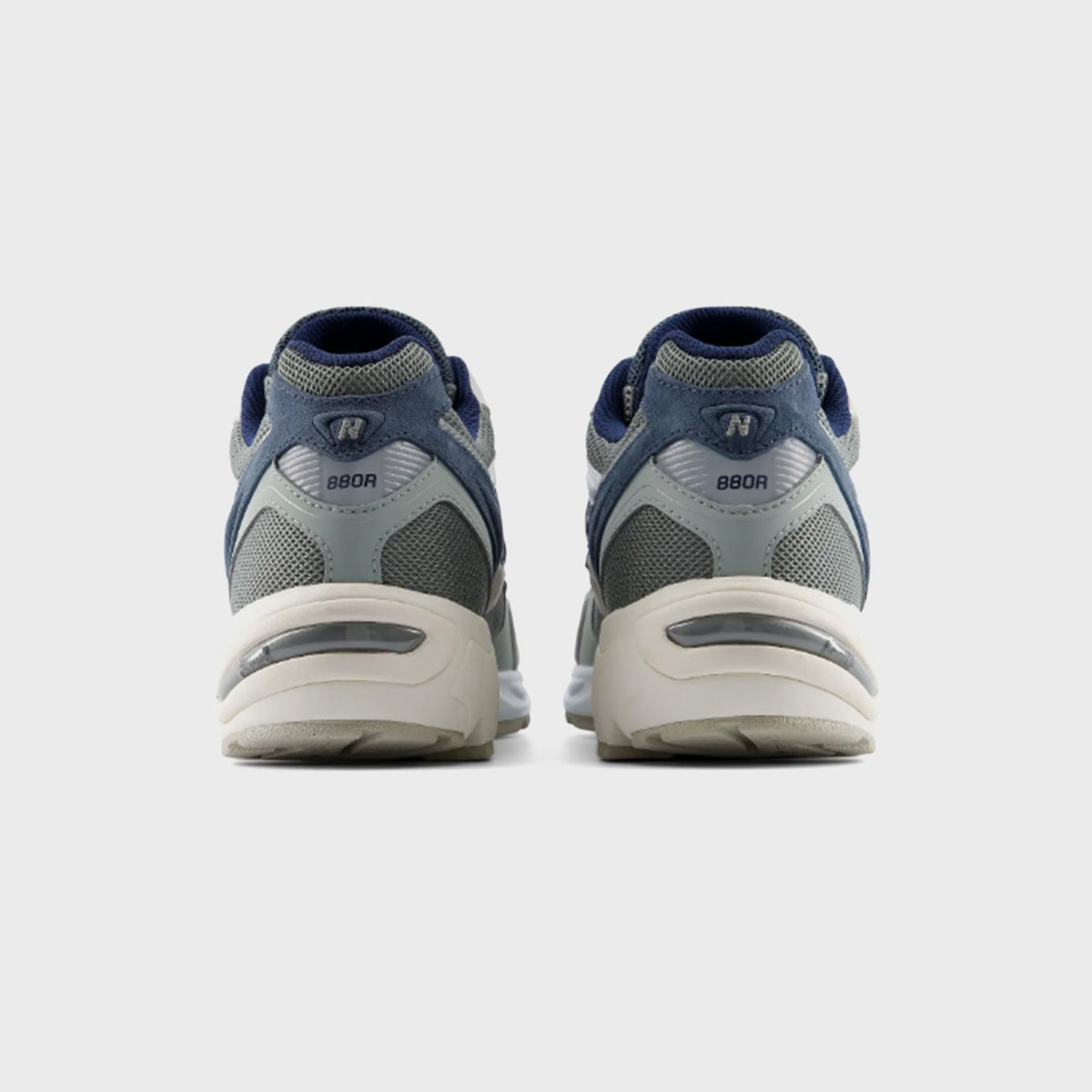 New Balance 880R - Sea Salt / Bayberry / NB Navy