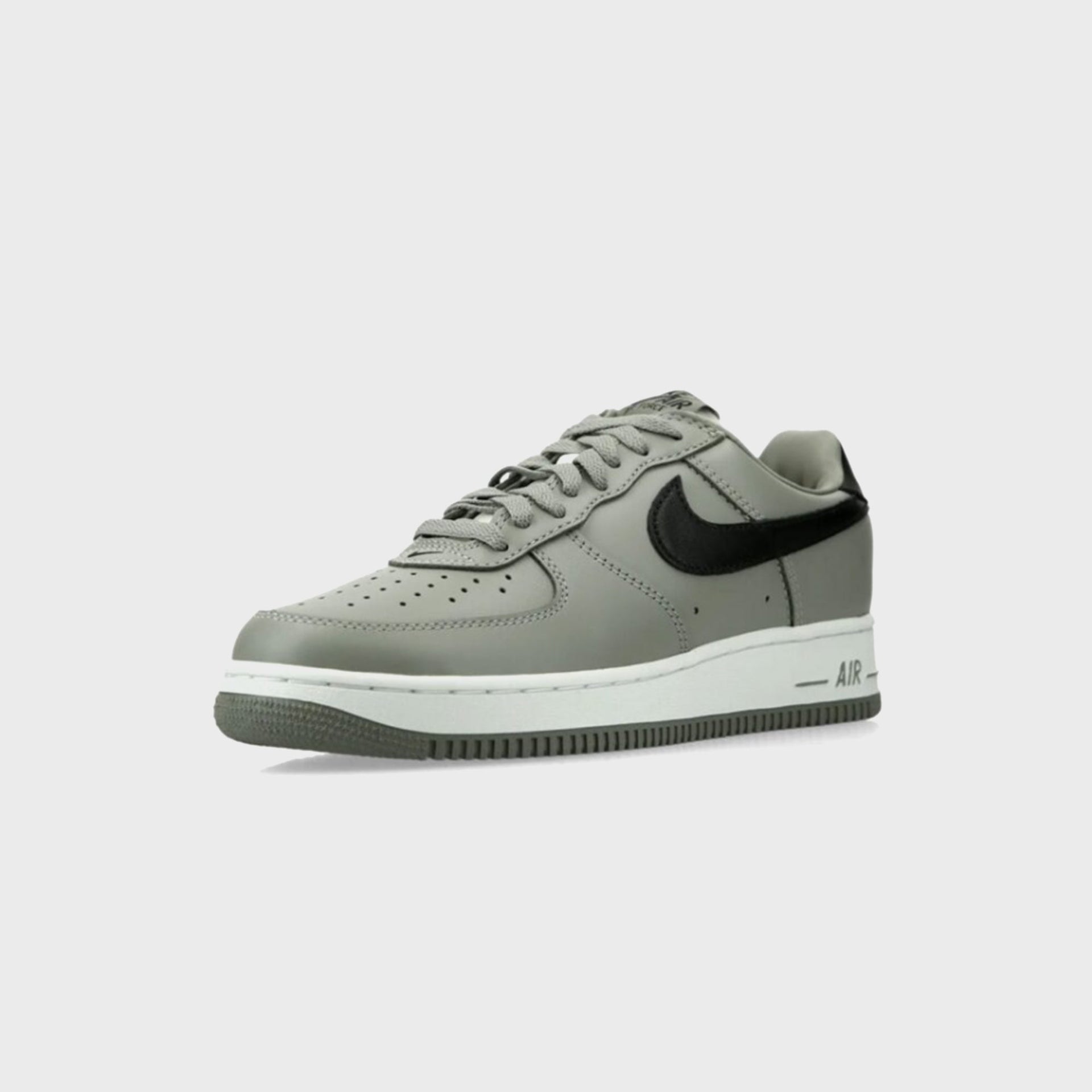 Nike Air Force 1 Low '01 - Light Army / Black / Sail