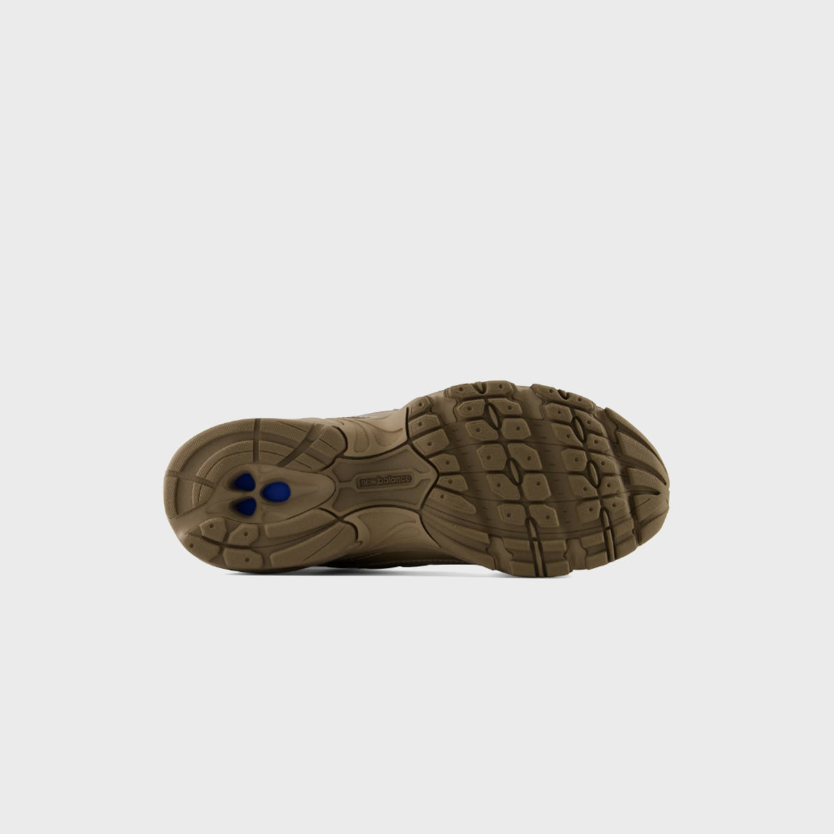 New Balance 740 - Mushroom / Timberwolf
