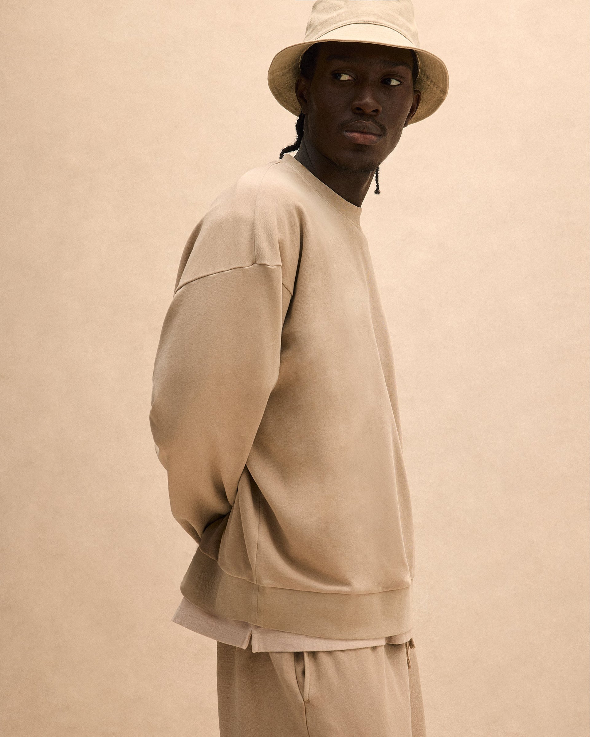 gid://shopify/MediaImage/43841006010644