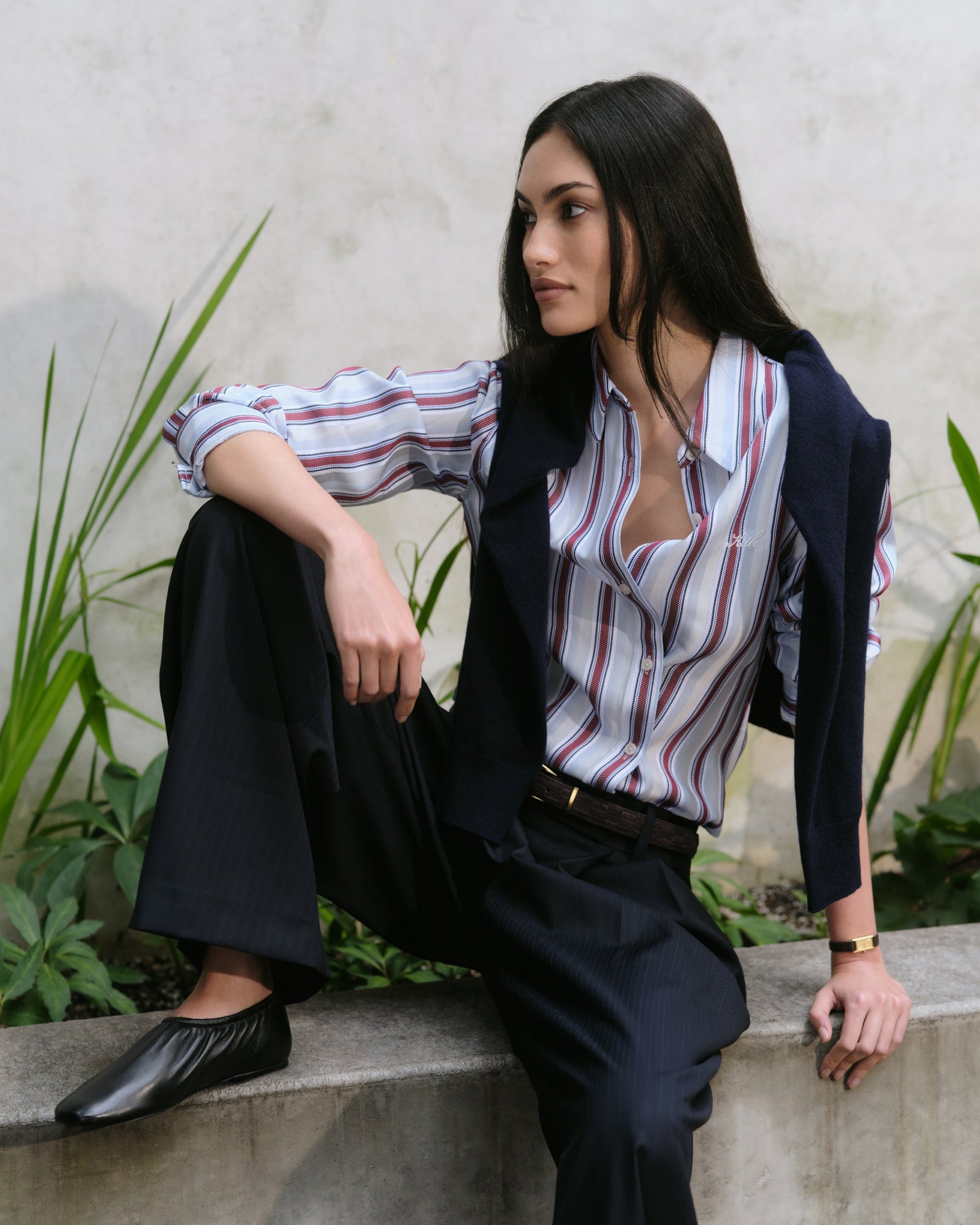 gid://shopify/MediaImage/43842579104020