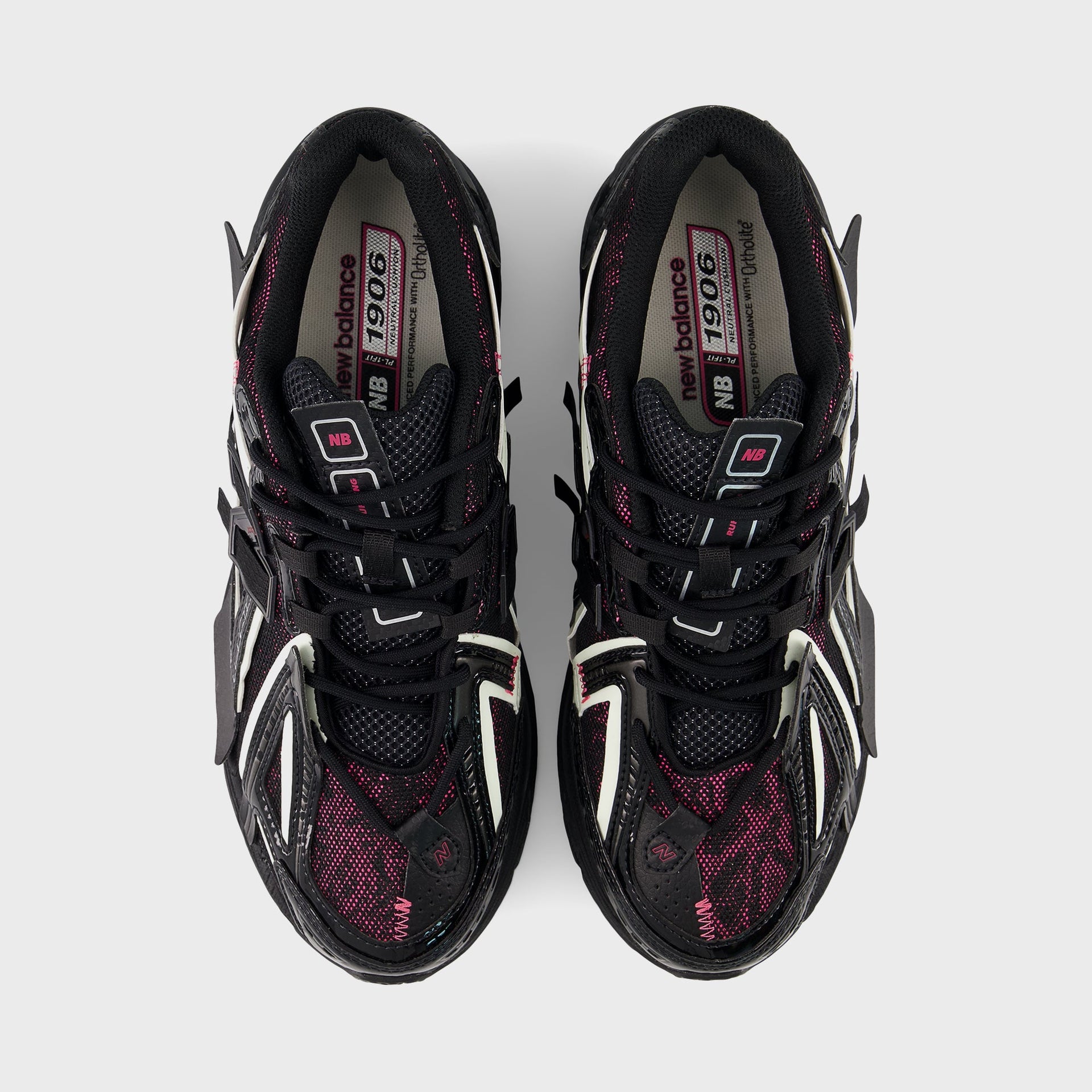 New Balance 1906 - Black / Dragon Berry