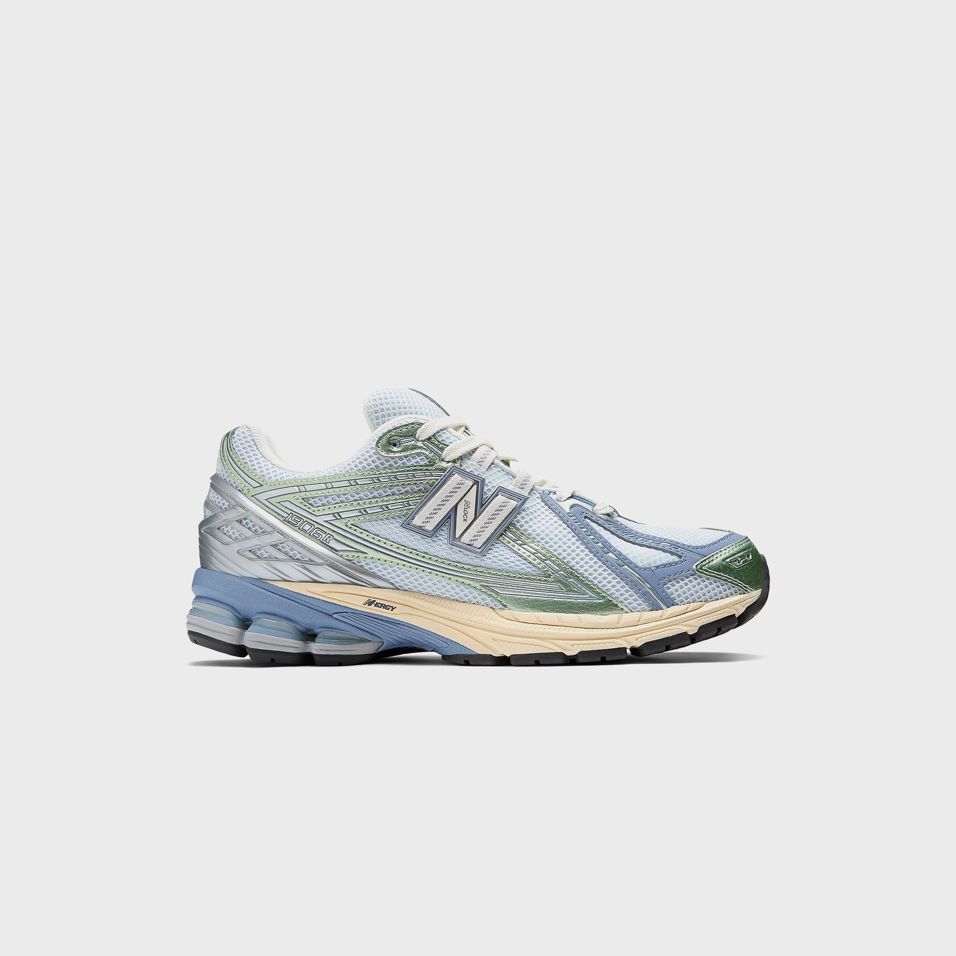 New Balance 1906R - Ice Blue / Melon Water / Dusk Shower