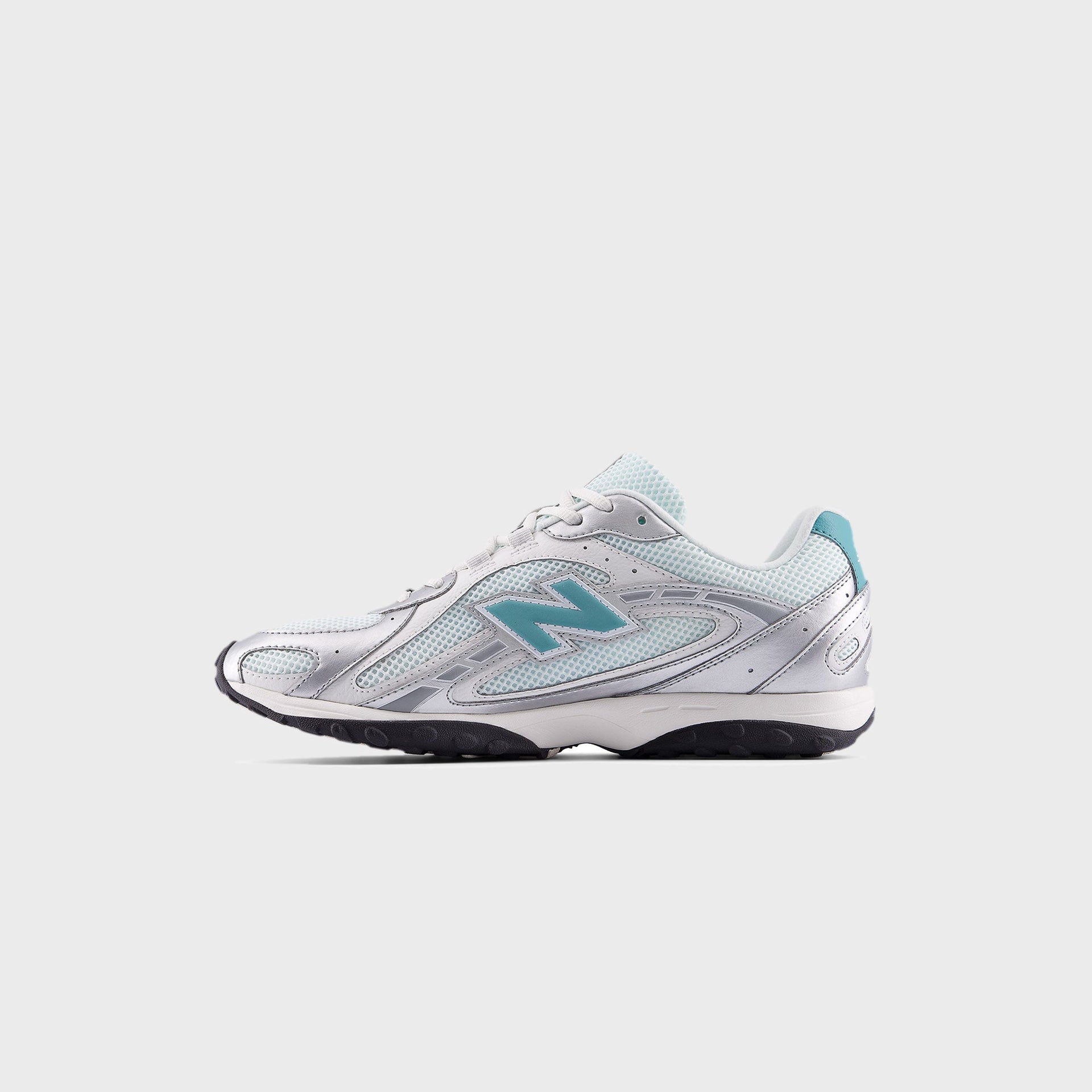 New Balance 204L - Light Silver Metallic