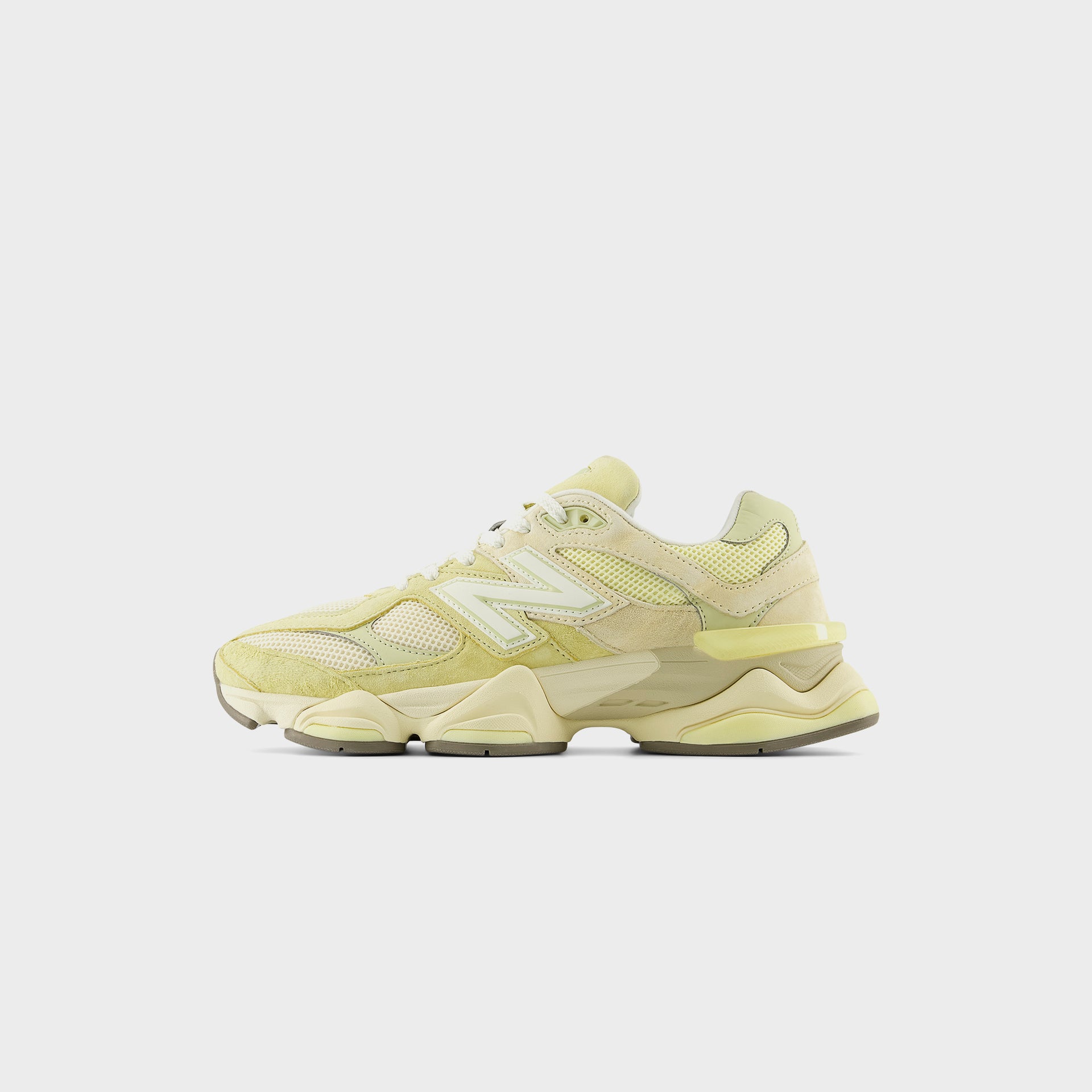 New Balance 9060 - Parchment / Calcium