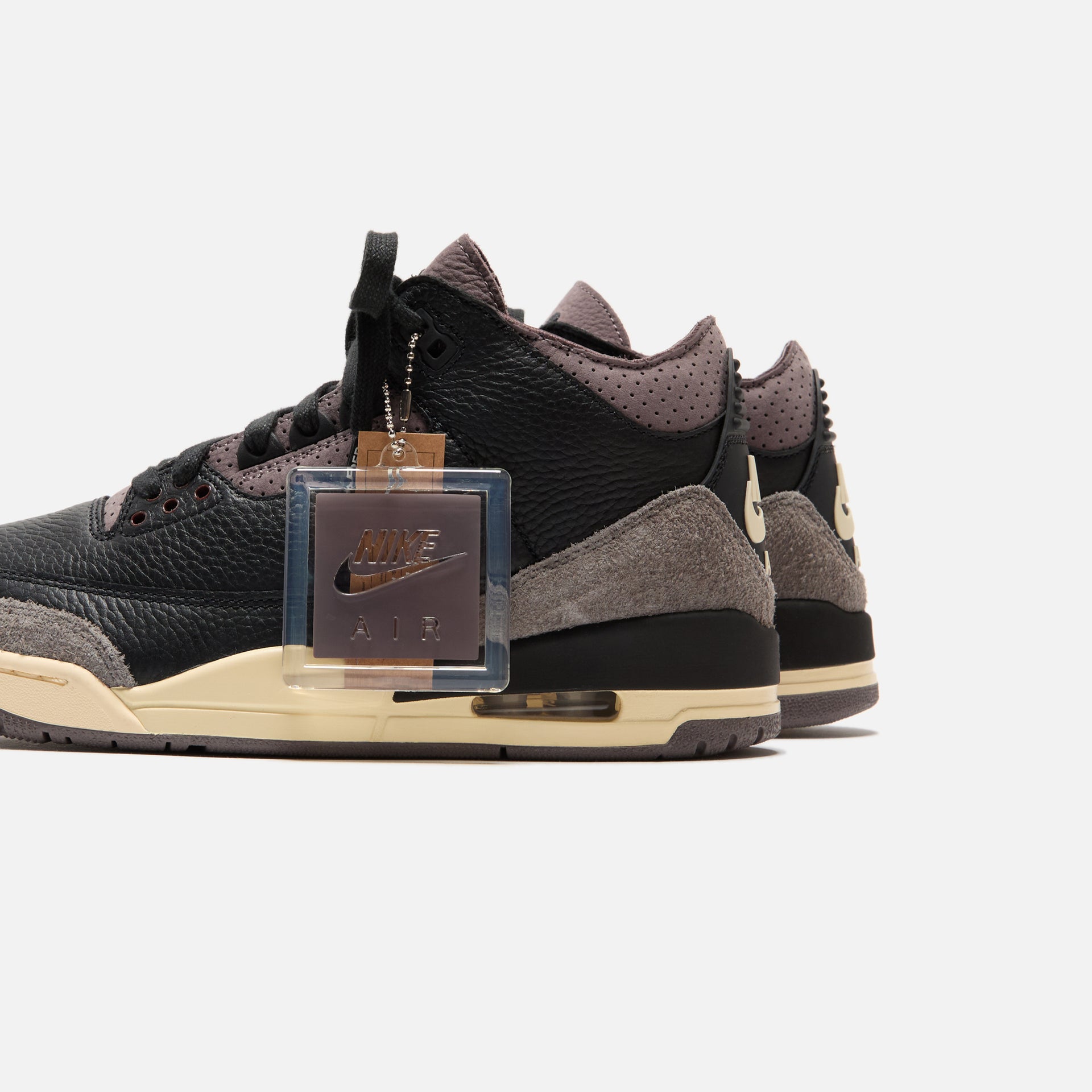 Jordan x A Ma Maniére WMNS Air Jordan 3 - Black / Black / Flat Pewter / Violet Ore