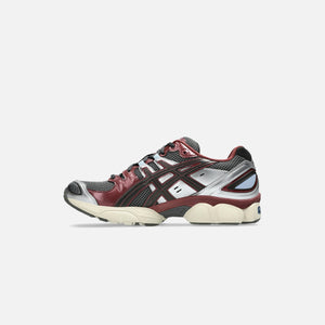 ASICS GEL-Nimbus 9 - Truffle Grey / Dark Cherry