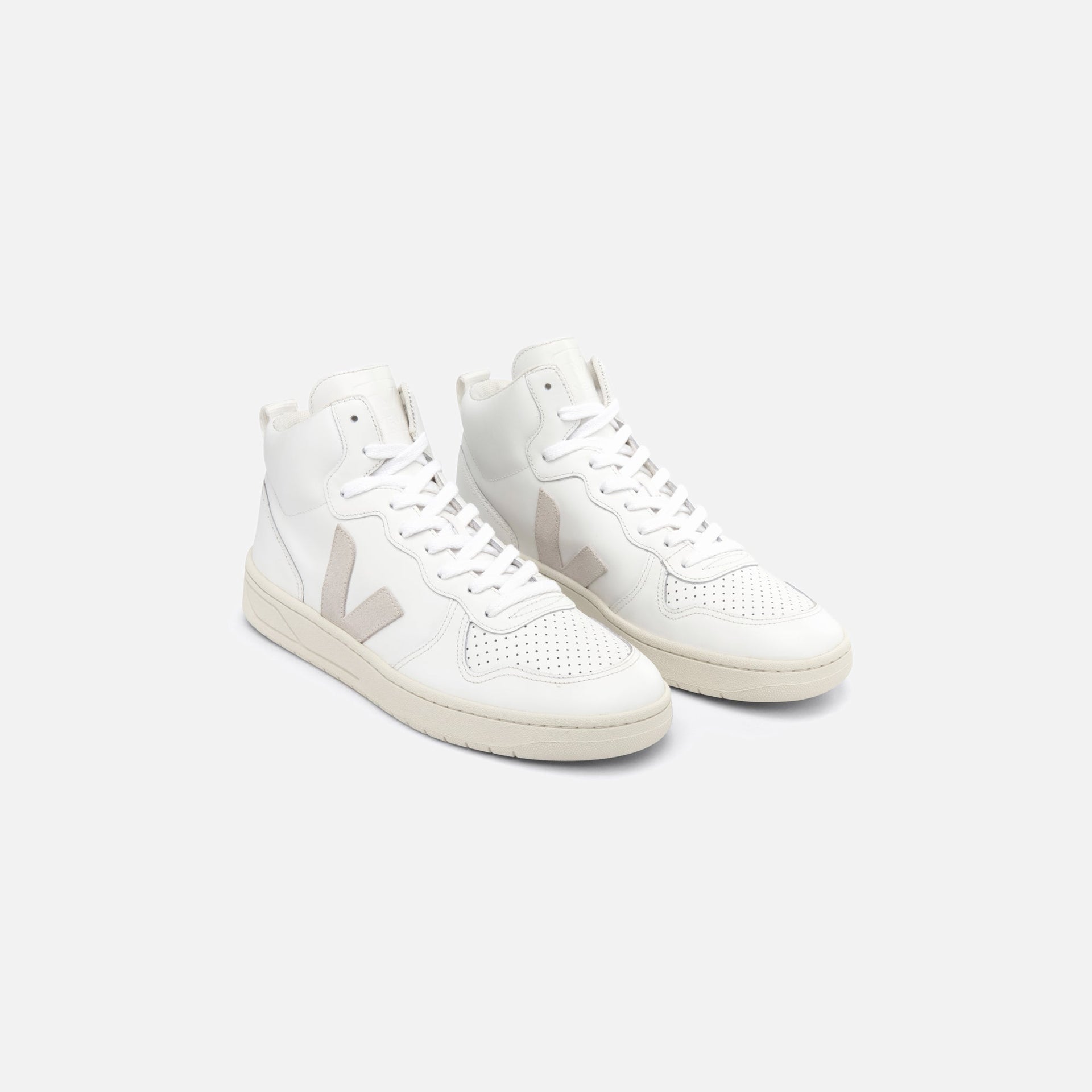 Veja V-15 Extra Natural Leather - White