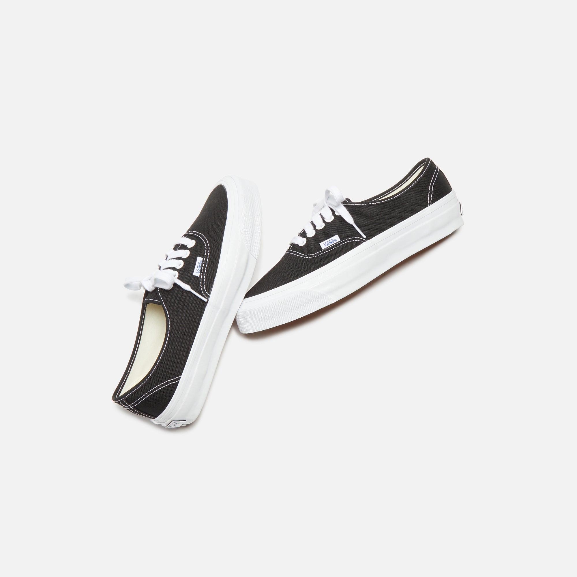 【VANS】 PREMIUM AUTHENTIC 44 ★ WHITE/BLACK ★ 兼用 Vans Premium Authentic 44 - Black / White – Kith Europe