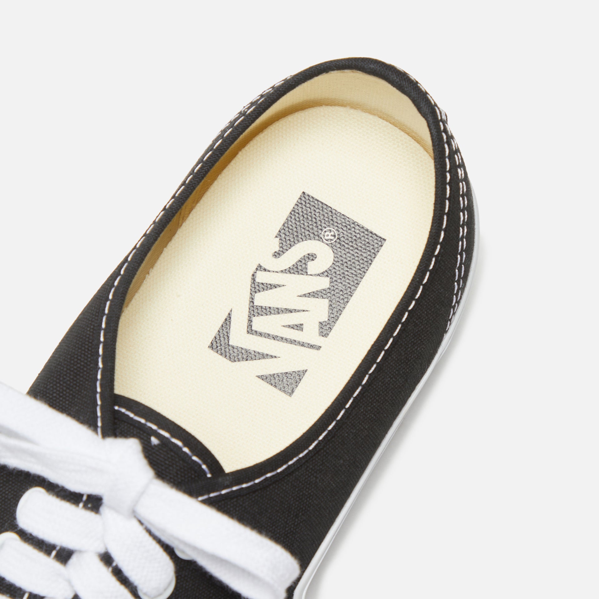 Vans Premium Authentic 44 - Black / White