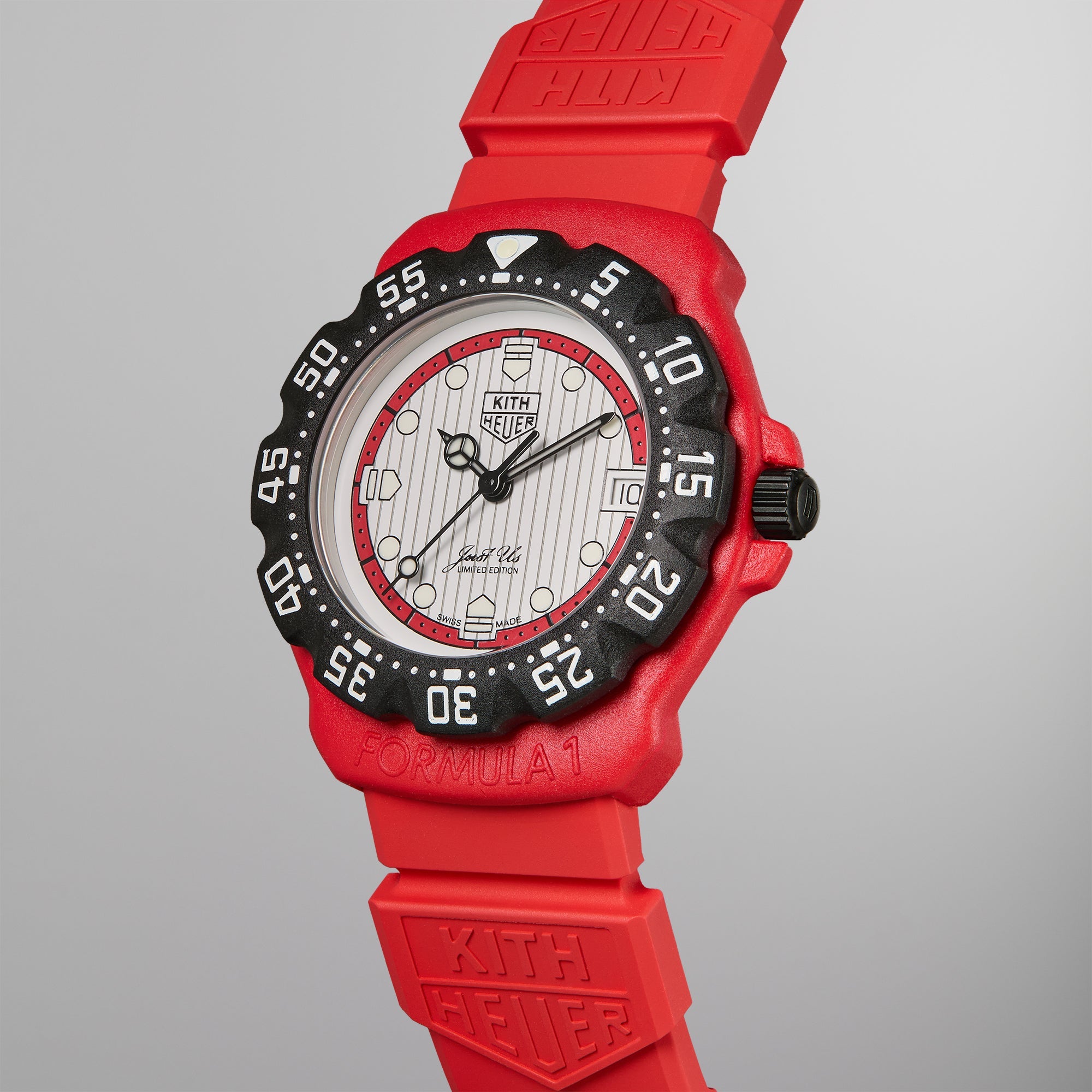 TAG HEUER FORMULA 1レッド TAG Heuer Formula 1 Chronograph Red Dial, 43mm