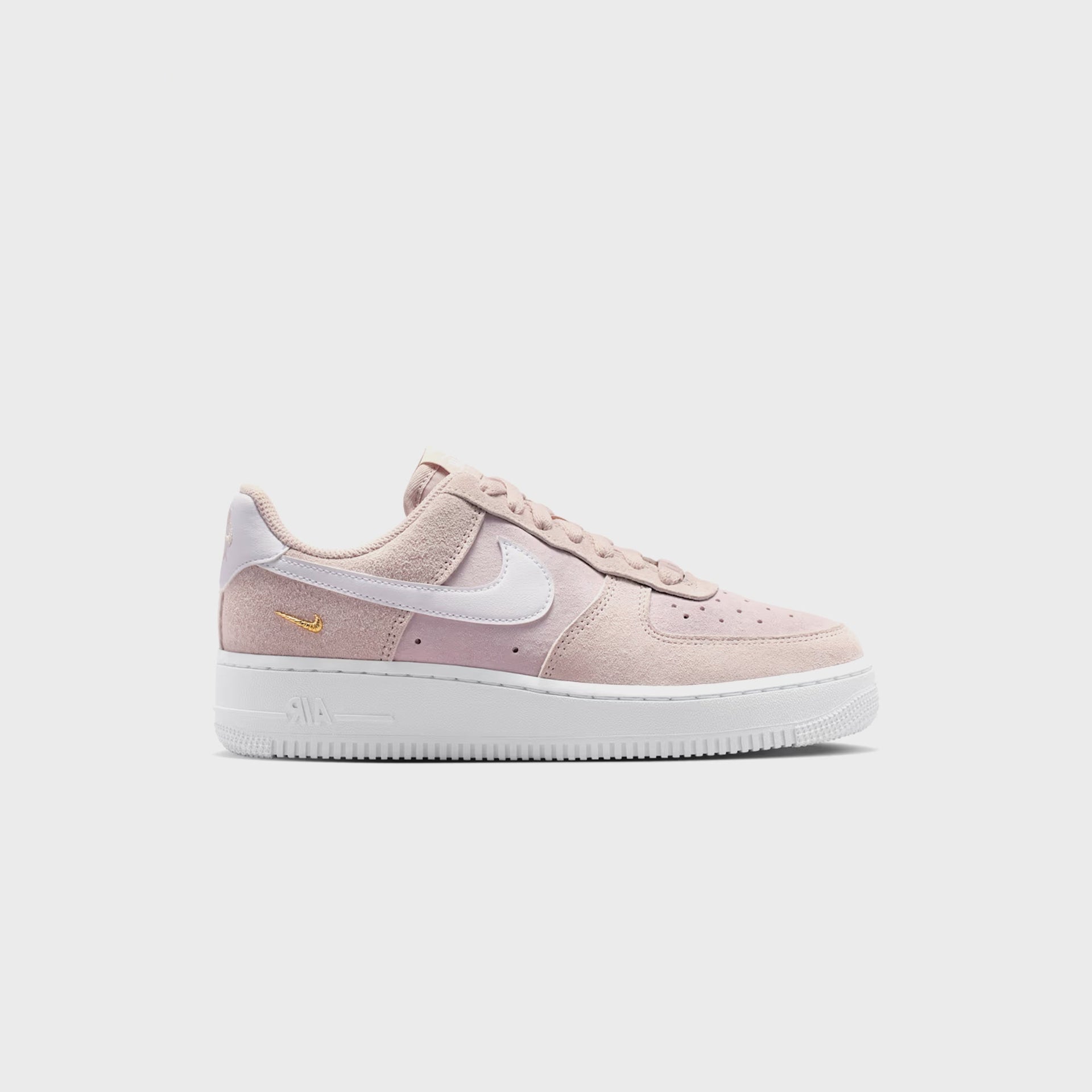 Nike WMNS Air Force 1 '07 Low SE - Silt Red / Pink Foam / Metallic Gold / White